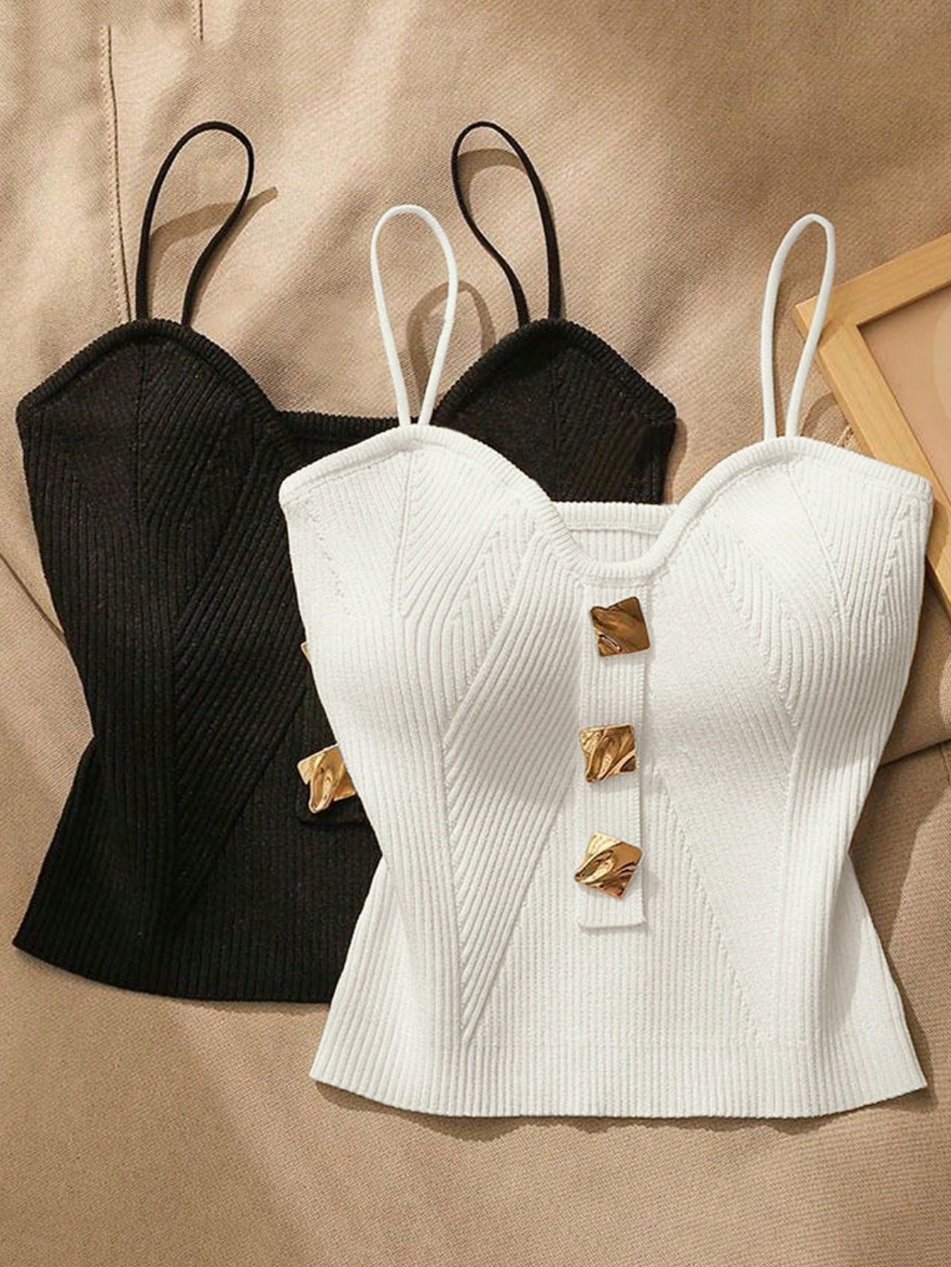 Women Metallic Decor Form-Fitting Camisole Knit Top