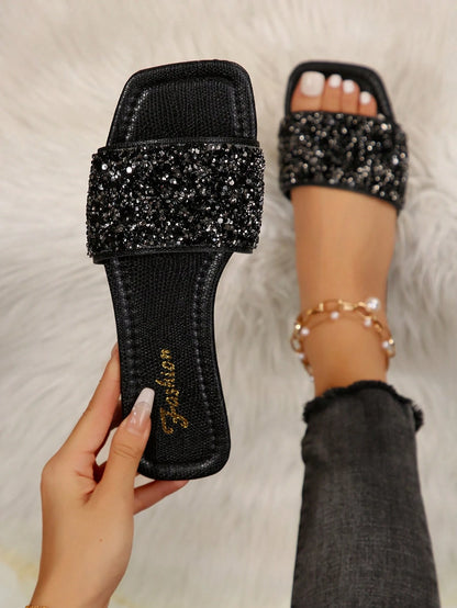 New Plus Size Luxury Anti-Slip Square Toe Mule Rhinestone & Pearl Embellished Fashion Versatile Women Beach Vacation Sandals