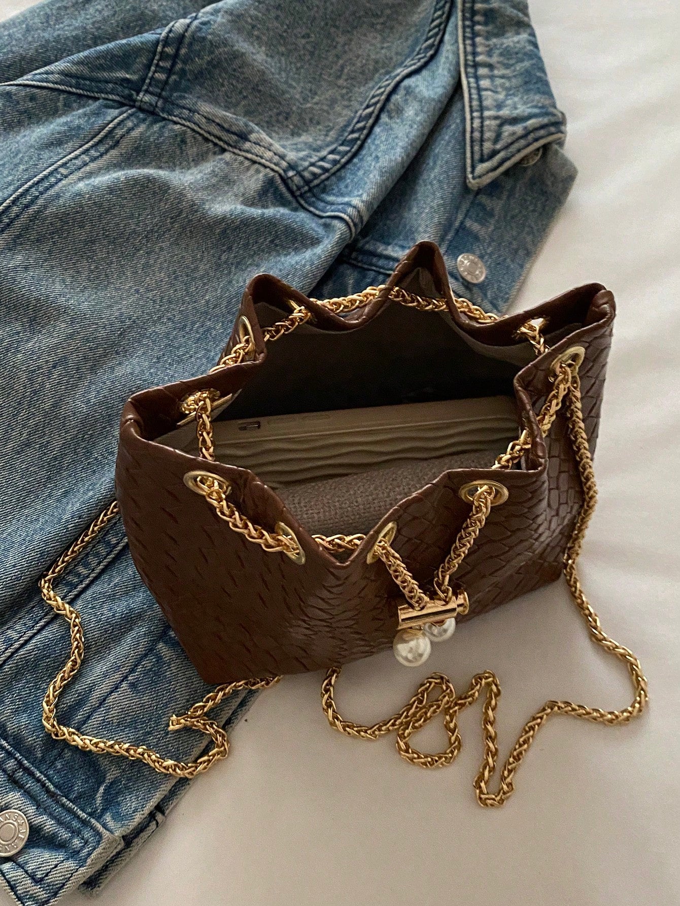Fashion Solid Color Hollow Out Woven Chain Drawstring Mini Crossbody Bucket Bag