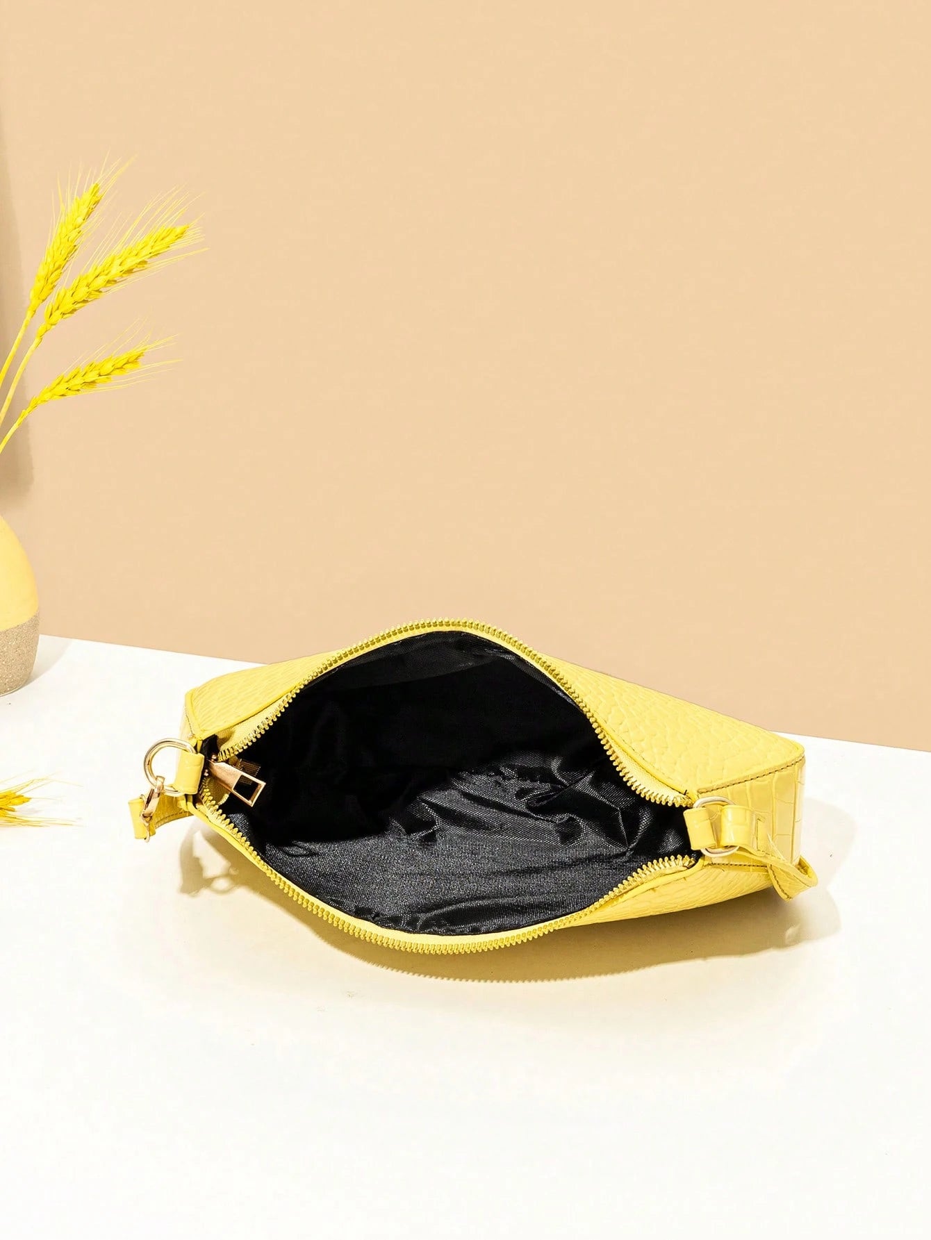 Women's Fashion Solid Color Crocodile Pattern Baguette Shoulder Bag