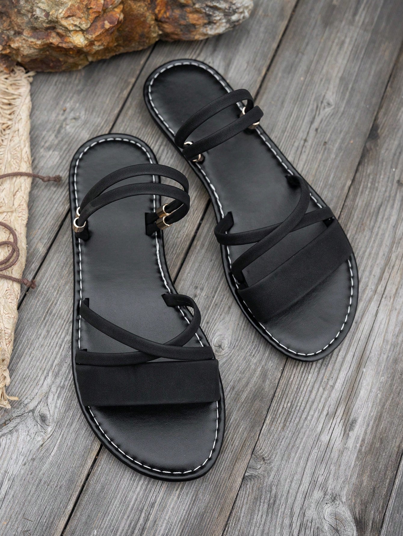 2025 New Summer Simple Versatile Open Toe Outdoor/Indoor Roman Flat Sandals