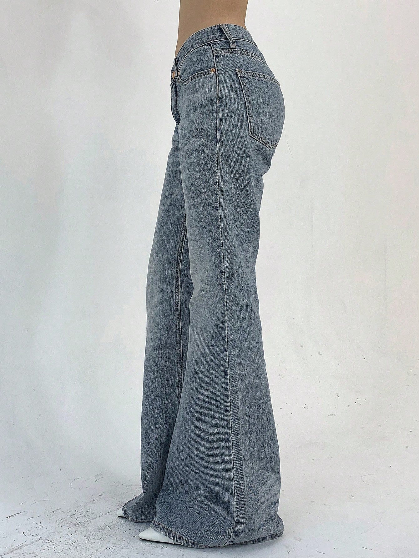 DAZY Women Casual Pocketed Denim Flared Pants