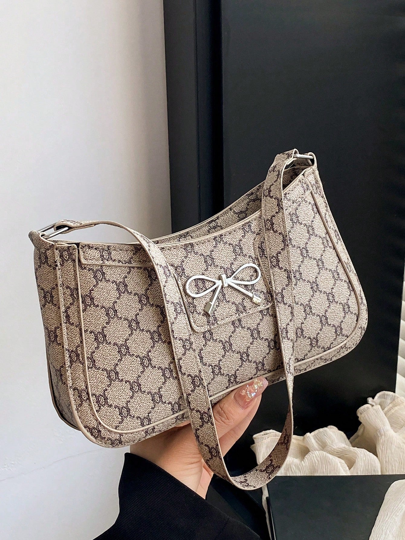 Elegant Crescent-Shaped Underarm Shoulder Bag For Women, Chic Casual Fashion, Solid Color Underarm Bag
