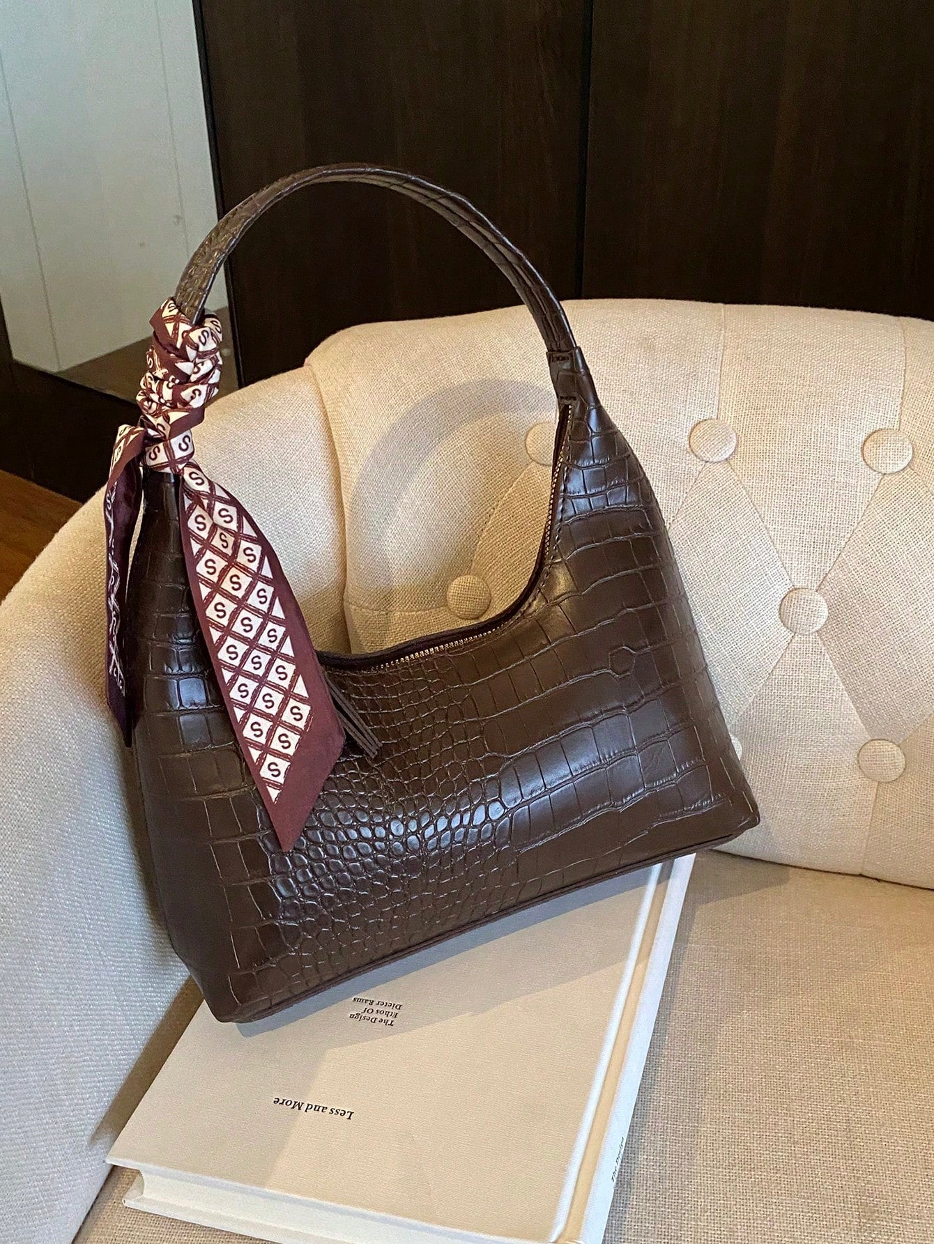 Minimalist Women's Shoulder Bag With Scarf