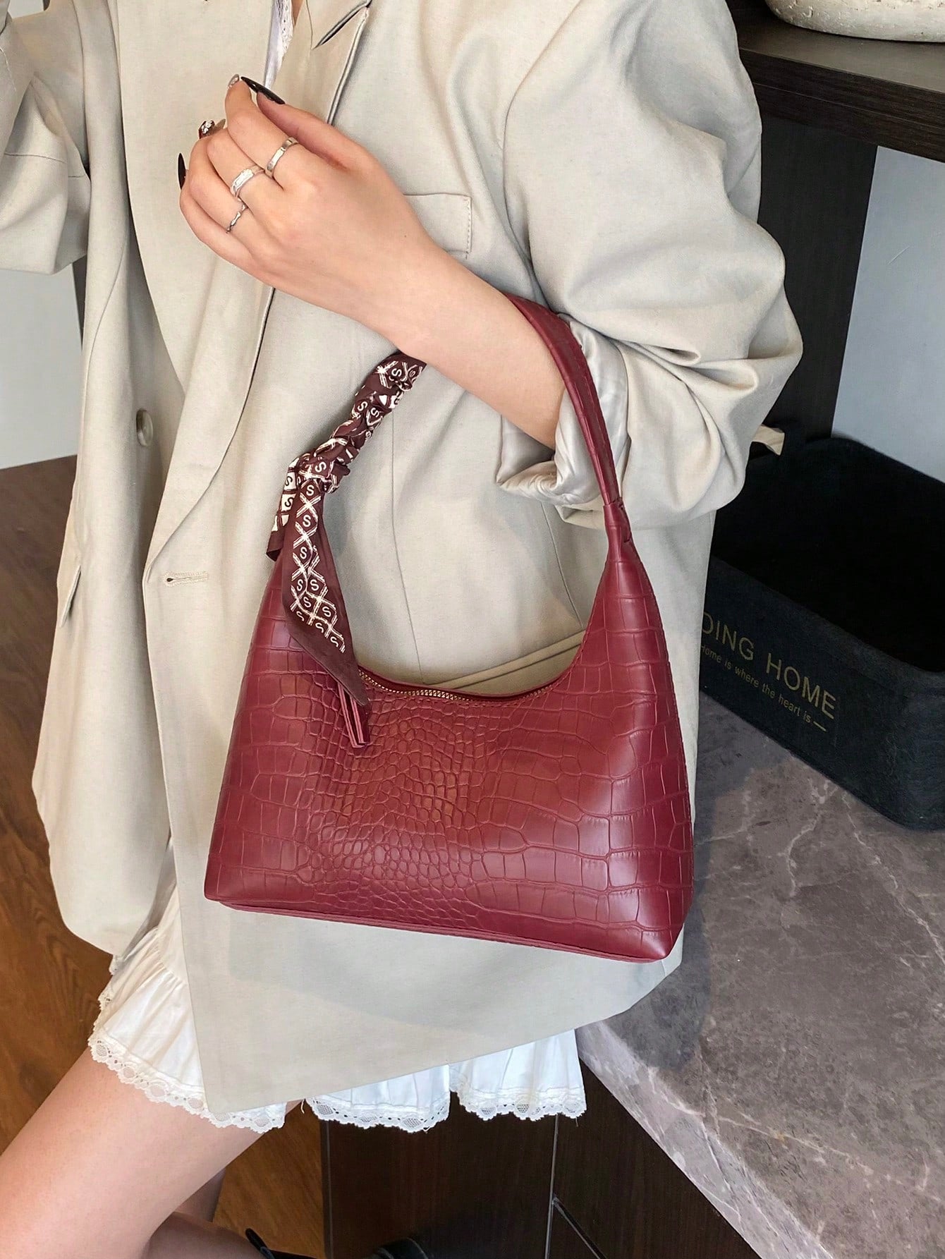 Minimalist Women's Shoulder Bag With Scarf