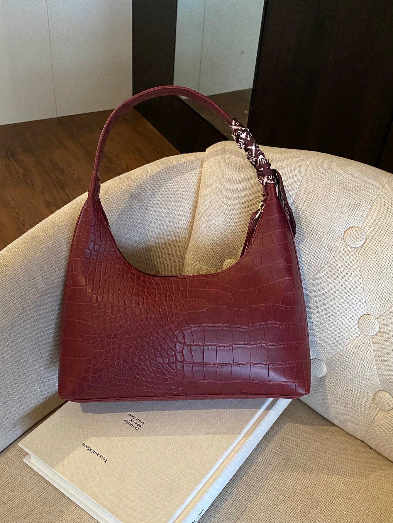 Minimalist Women's Shoulder Bag With Scarf