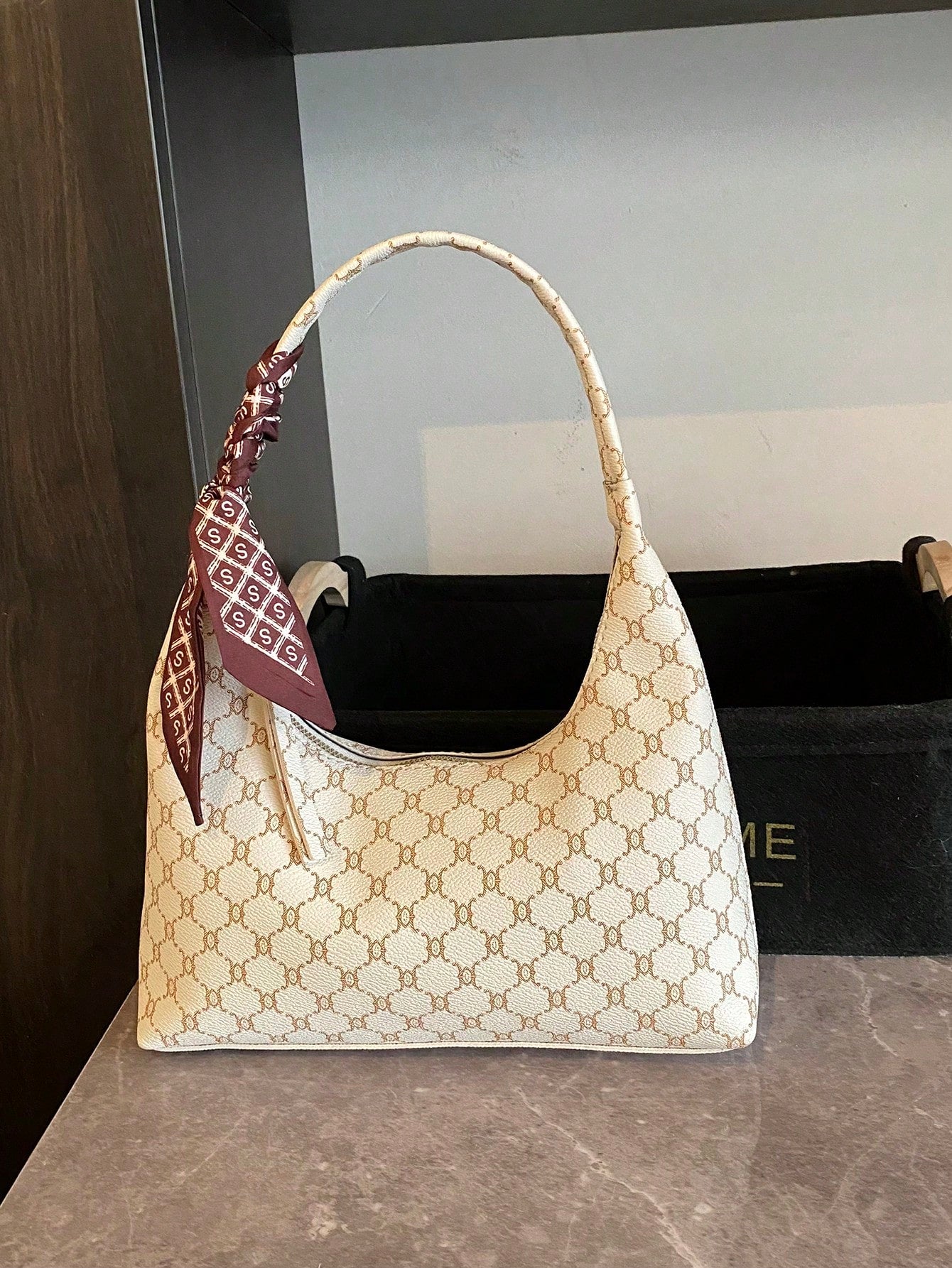 Minimalist Women's Shoulder Bag With Scarf