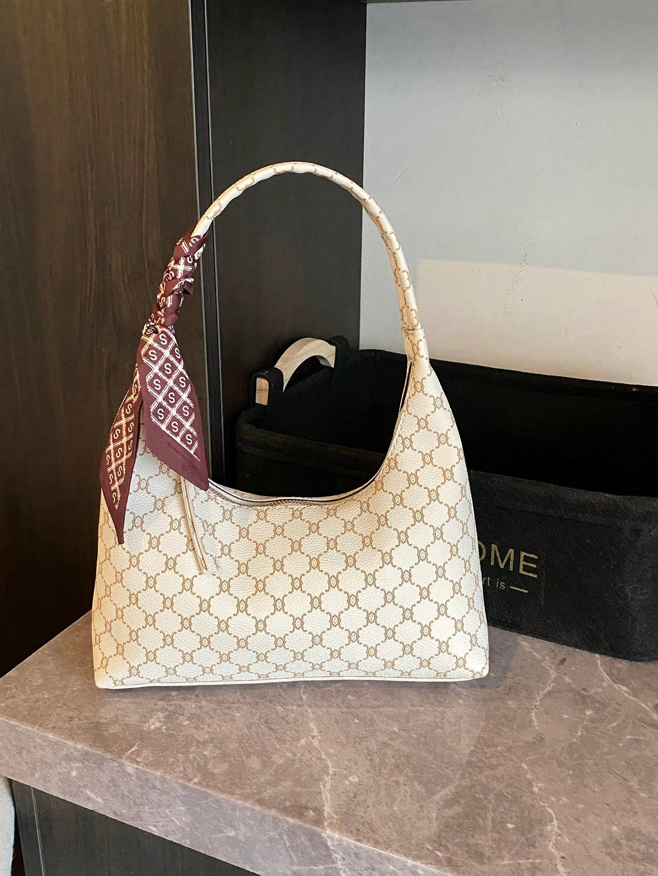 Minimalist Women's Shoulder Bag With Scarf