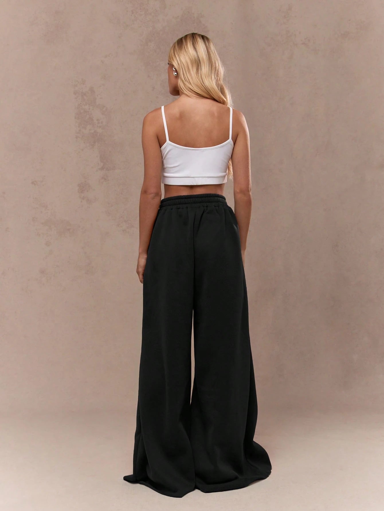 MISSGUIDED Extra Long Wide Leg Collegiate Athletic Track Pants Flare Varsity NY Logo Elastic Waist High Rise Sport Bottoms Fall Winter Lounge Sweatpants