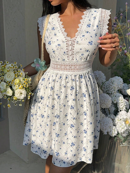 SHEIN Frenchy Women Simple Solid Color Hollow Out Jagged Edge Short Sleeve Casual Dress,Summer Dresses For Women