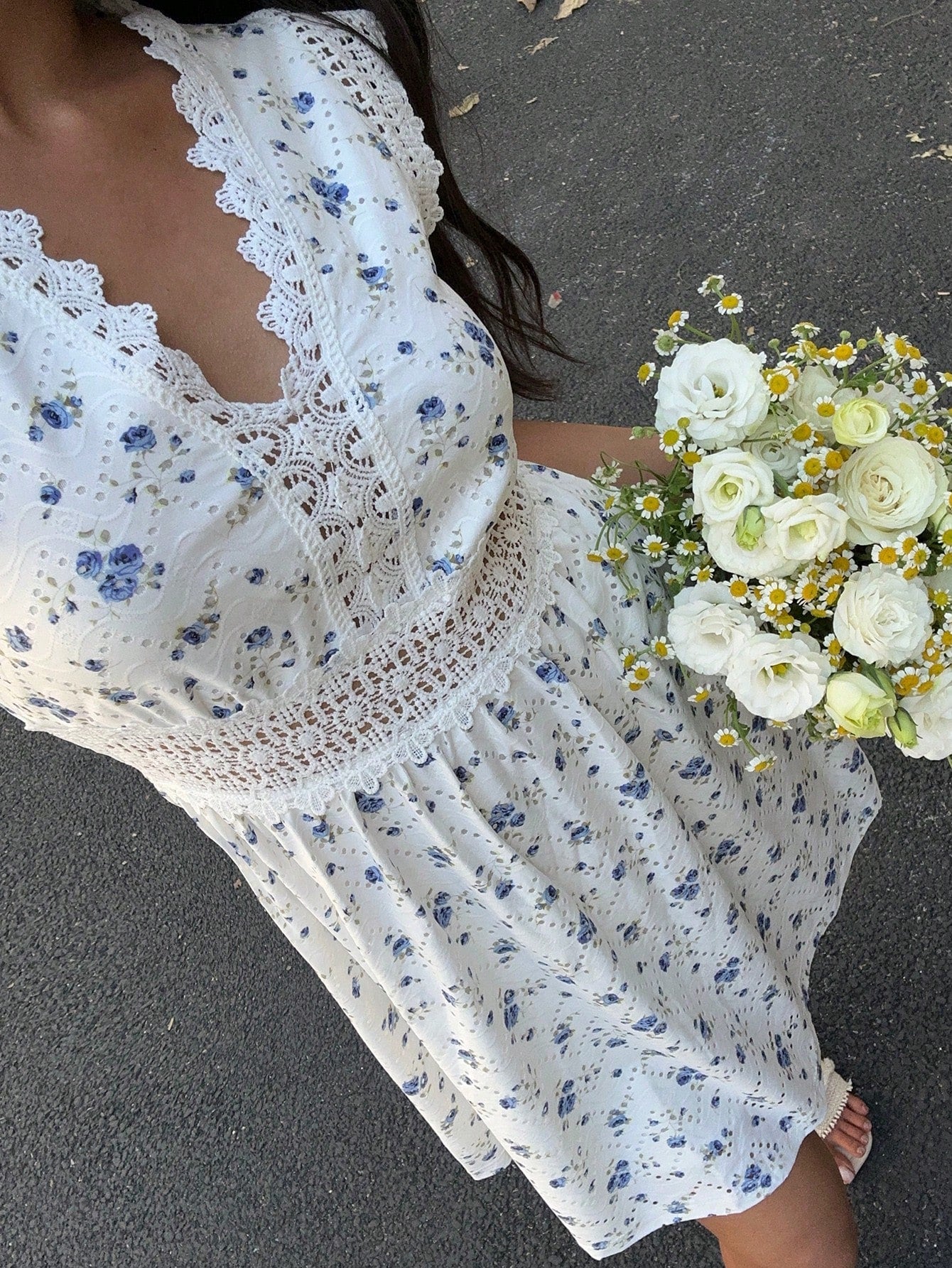 SHEIN Frenchy Women Simple Solid Color Hollow Out Jagged Edge Short Sleeve Casual Dress,Summer Dresses For Women