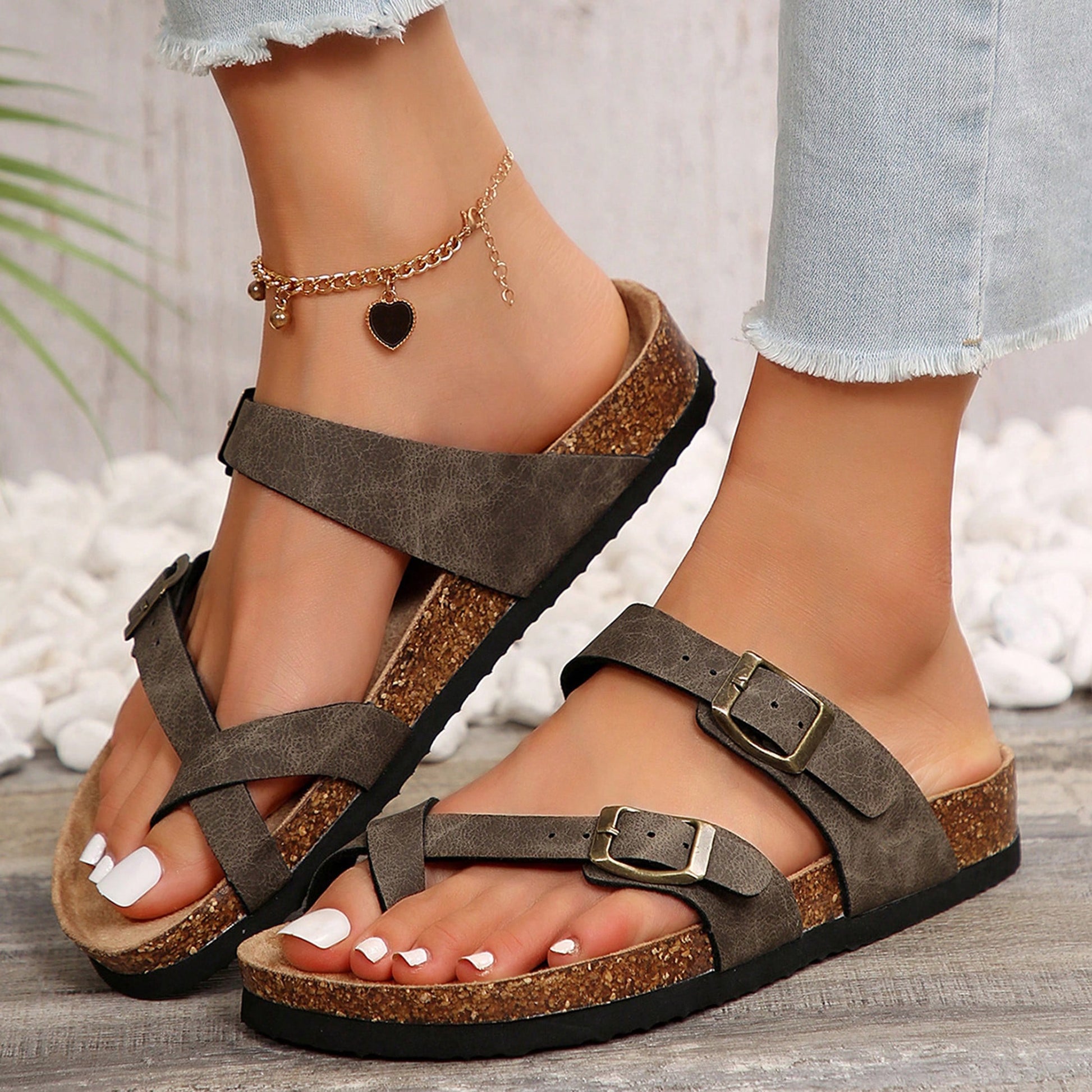 Comfortable Women's Cork Footbed Sandal With Adjustable Buckle For Summer Beach Sandals