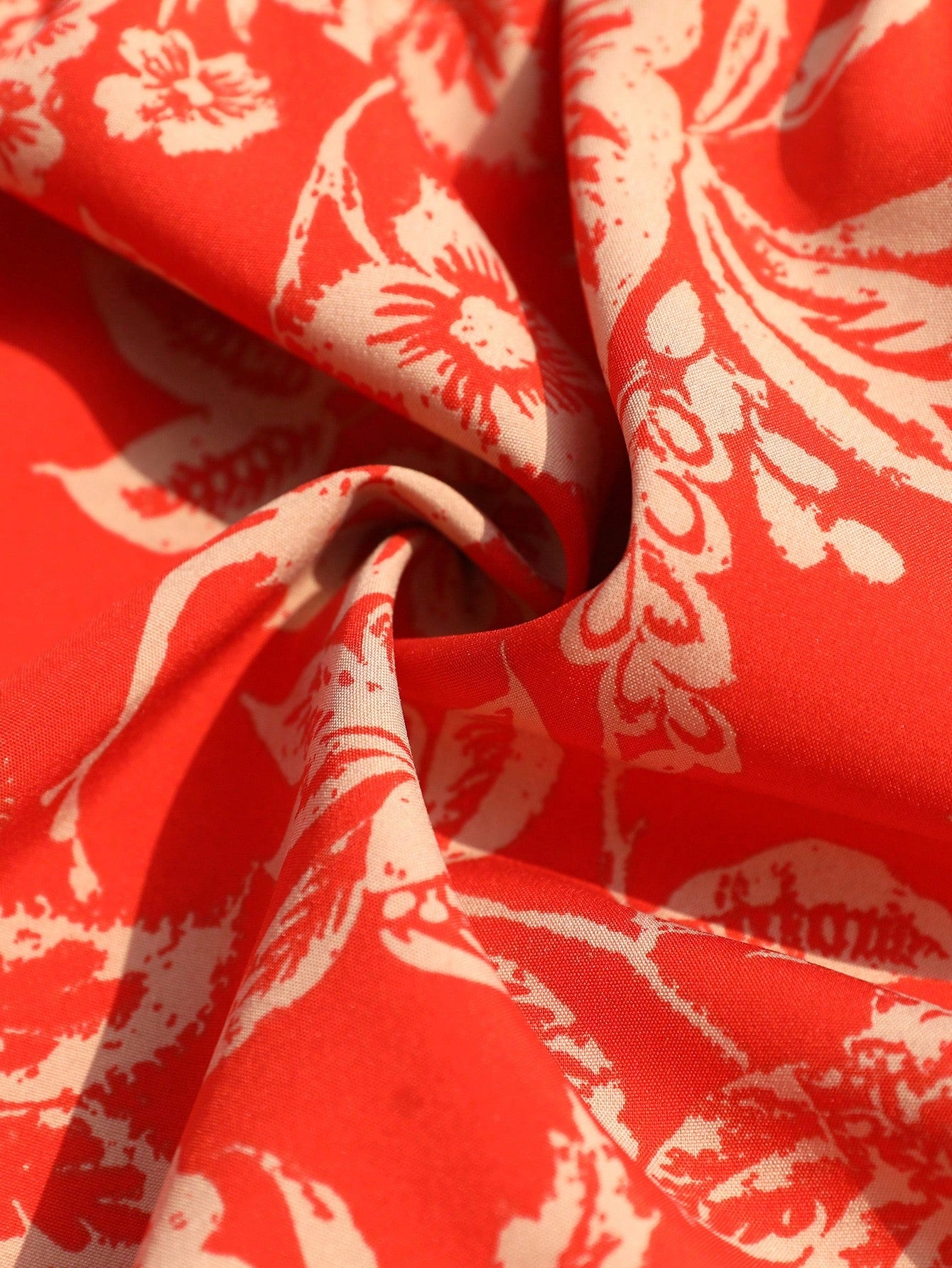 SHEIN VCAY Women's Summer Holiday Ditsy Floral Shirred Cami Casual Dress With Ruffle Hem