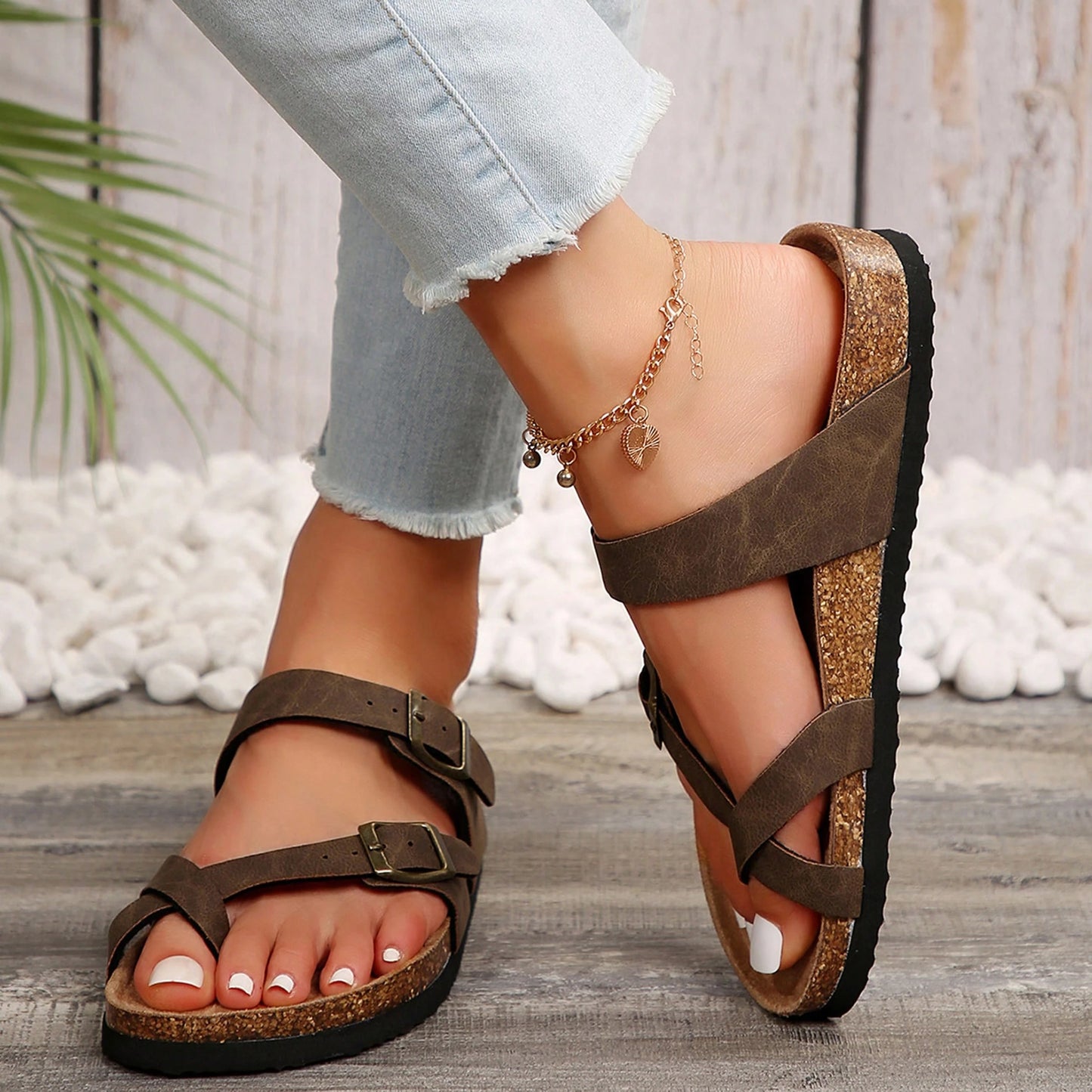 Comfortable Women's Cork Footbed Sandal With Adjustable Buckle For Summer Beach Sandals