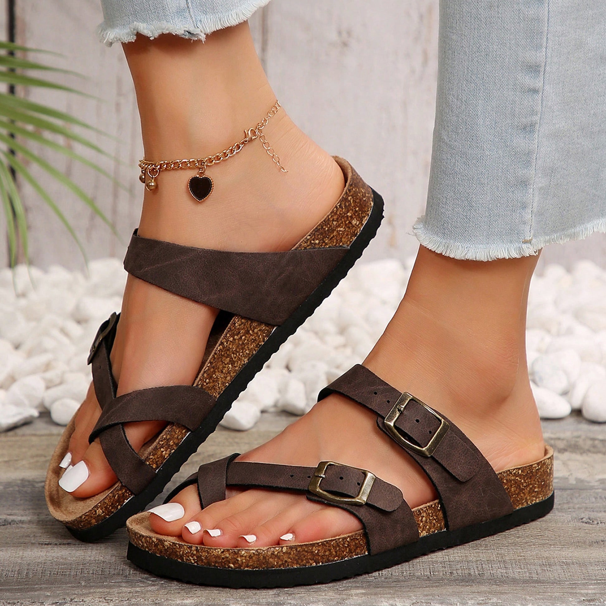 Comfortable Women's Cork Footbed Sandal With Adjustable Buckle For Summer Beach Sandals