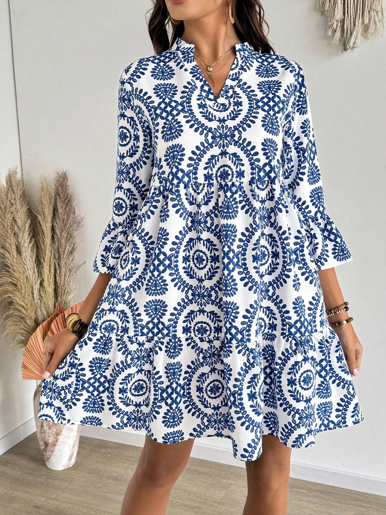 EMERY ROSE Women's Floral Print Cutout V-Neck Ruffled Hem Long Sleeve Mini Dress,Summer Dresses For Women