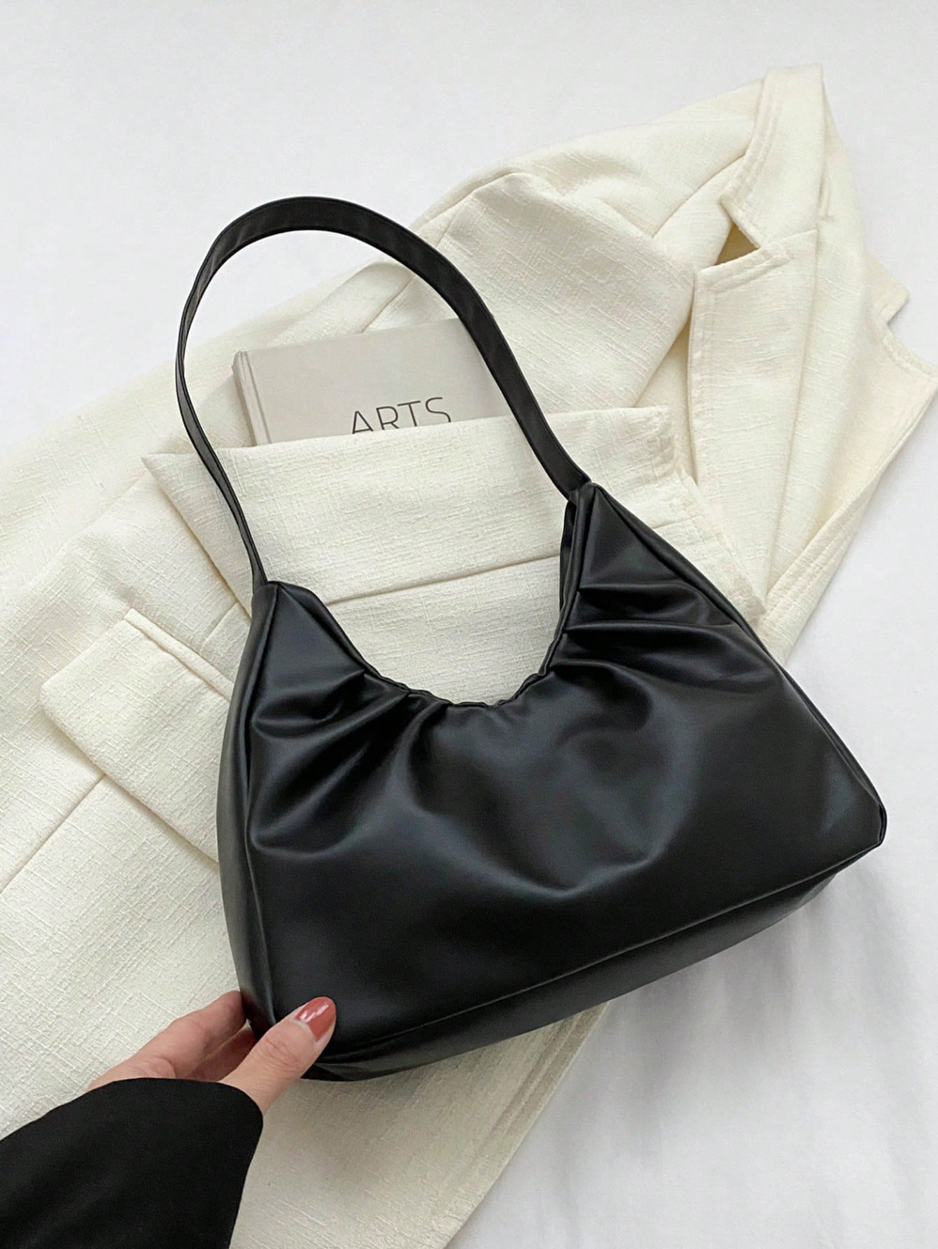 Stylish Shoulder Bag, New Solid Color Pleated Fresh Handbag With Quality Underarm Design, Suitable For Spring & Autumn