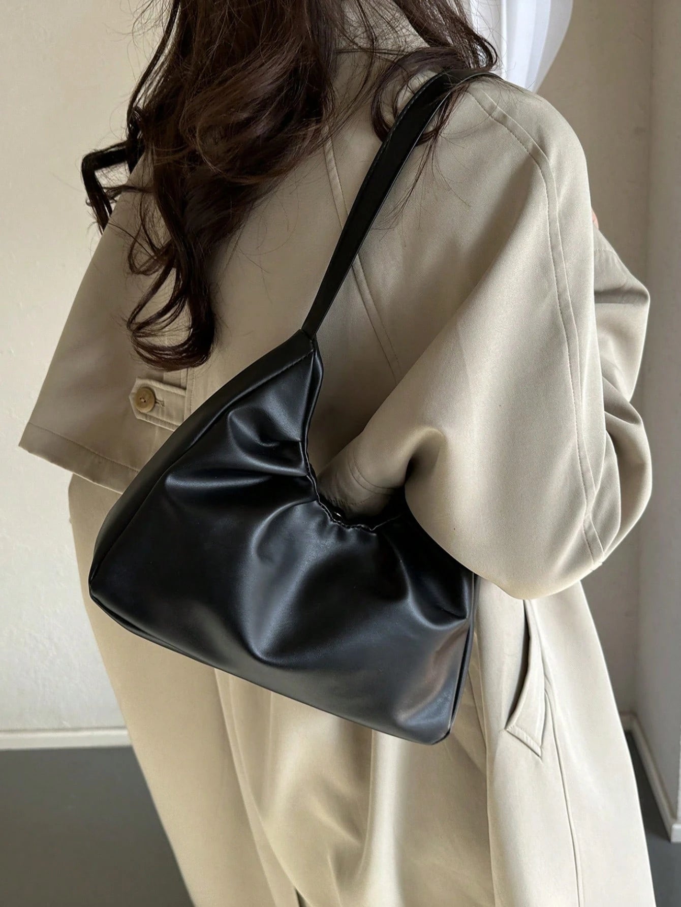 Stylish Shoulder Bag, New Solid Color Pleated Fresh Handbag With Quality Underarm Design, Suitable For Spring & Autumn