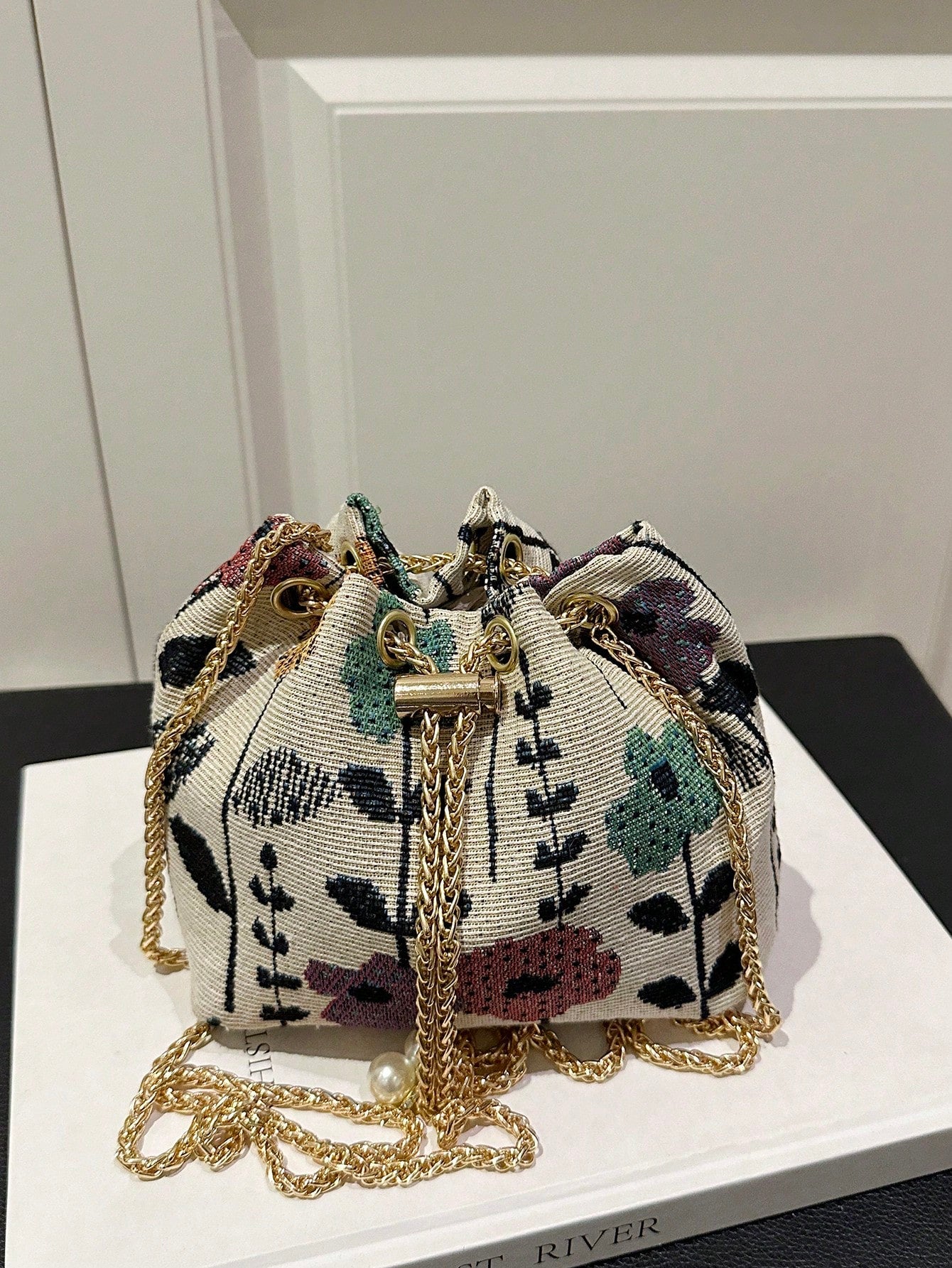 Fashion Solid Color Hollow Out Woven Chain Drawstring Mini Crossbody Bucket Bag