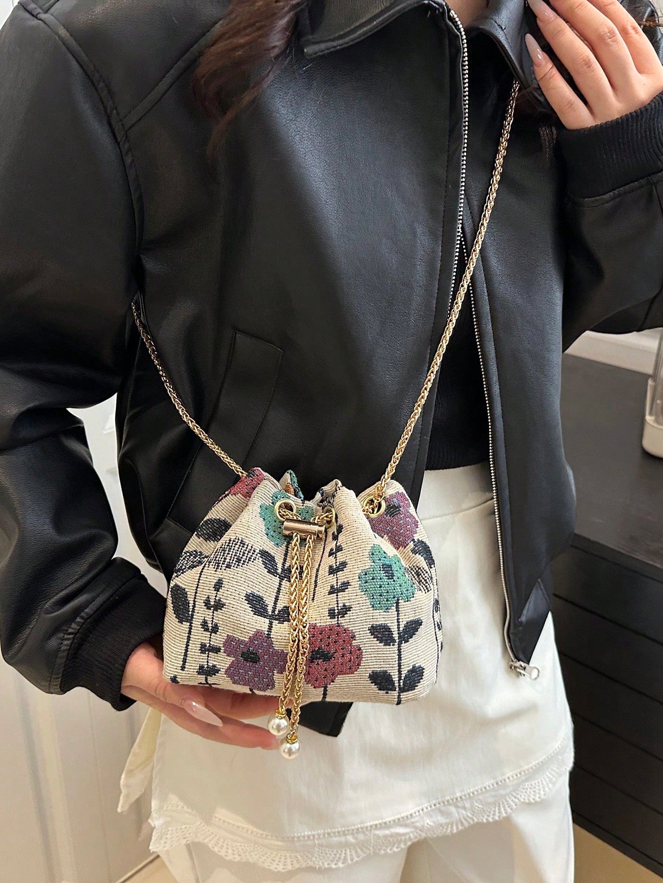 Fashion Solid Color Hollow Out Woven Chain Drawstring Mini Crossbody Bucket Bag