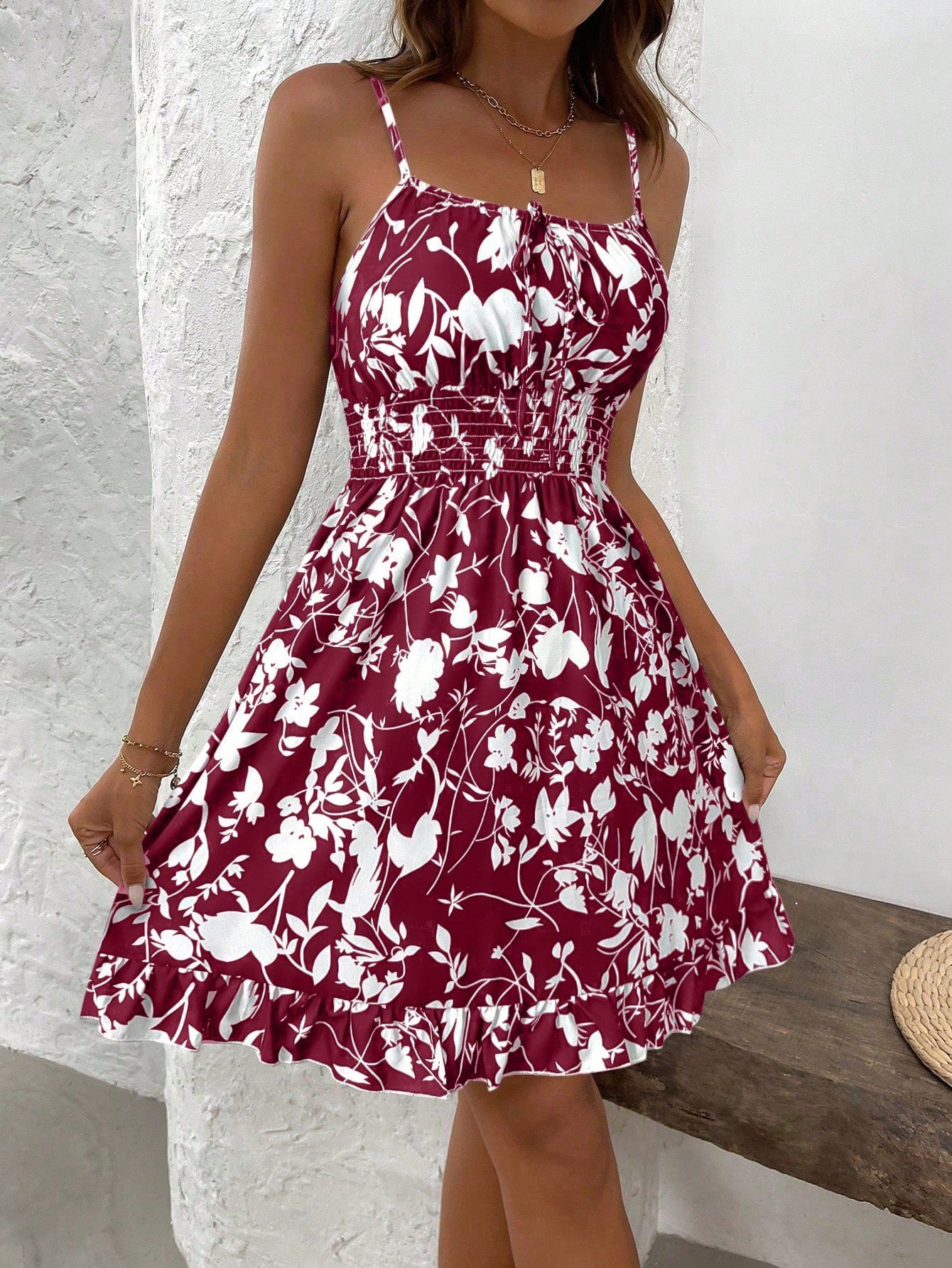 SHEIN PETITE Summer Printed Waist Cinching Sexy Strapless Bodycon Dress, Vintage Floral Print Waist Tightening Sexy Petite Strap Dress, Fashion Waist Cinching Sexy Floral Print Lady-Like Dress