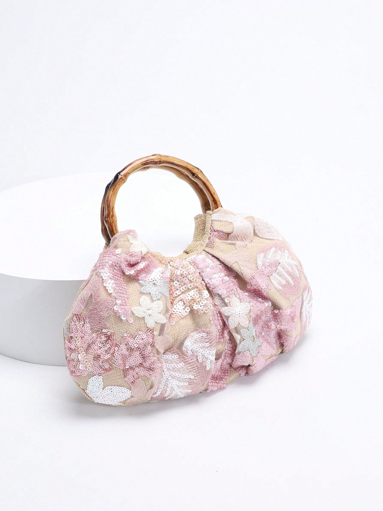 2024 Spring New Arrival Women Handbag, One Piece Of Solid Color Pearl Glossy PU Cloud Bag, Fashionable And Concise Stitching Design With Elegant Elegant For Lady, Foldable And Wrinkled Bag Style.