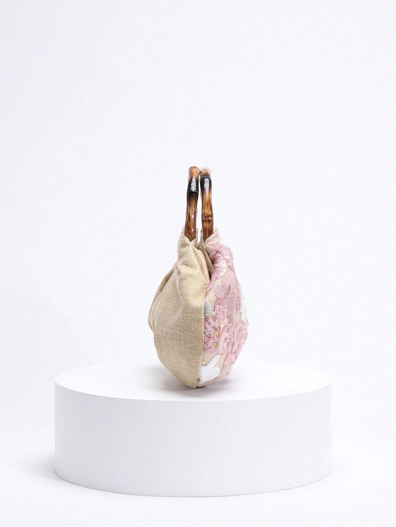 2024 Spring New Arrival Women Handbag, One Piece Of Solid Color Pearl Glossy PU Cloud Bag, Fashionable And Concise Stitching Design With Elegant Elegant For Lady, Foldable And Wrinkled Bag Style.