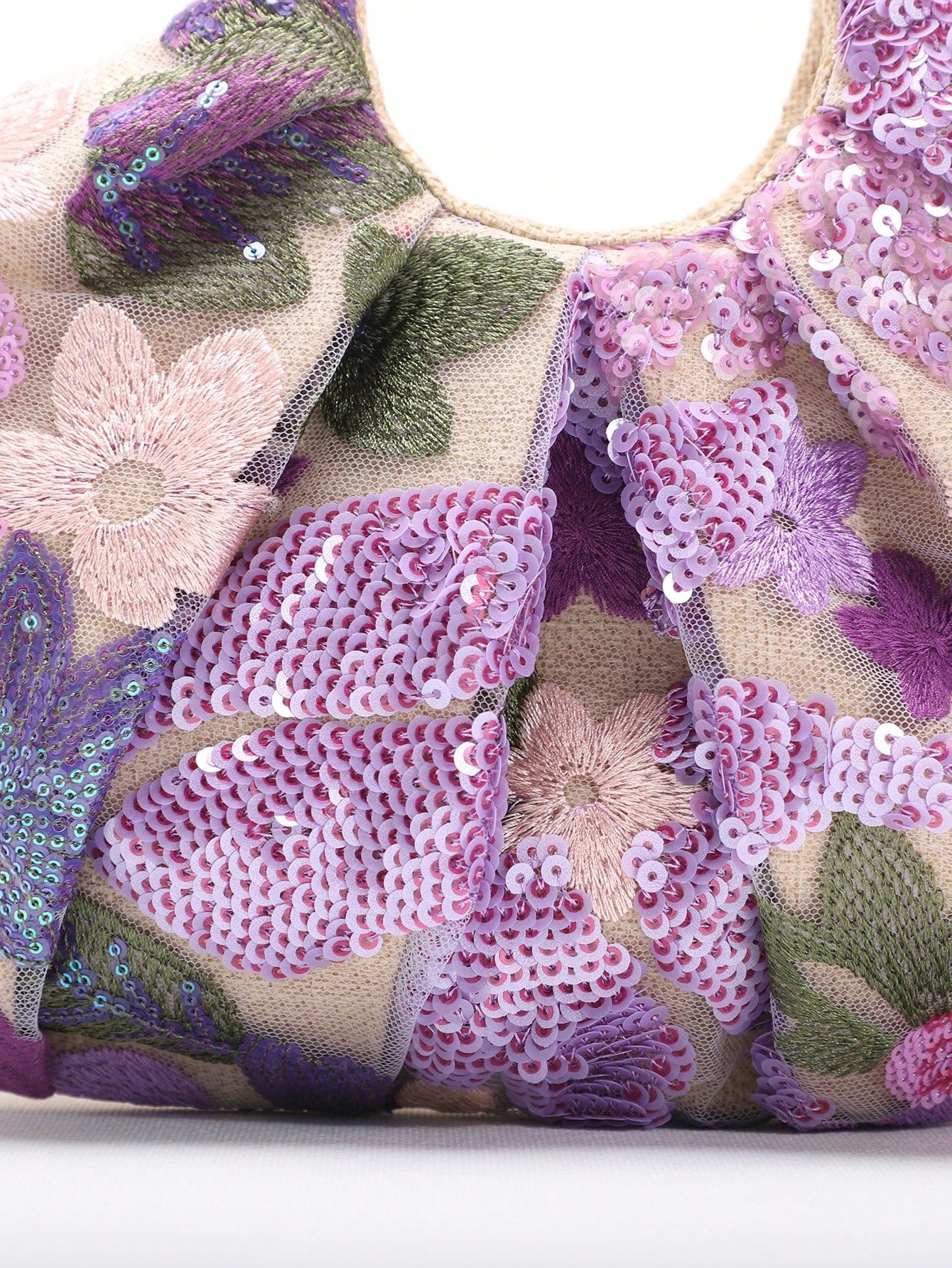 2024 Spring New Arrival Women Handbag, One Piece Of Solid Color Pearl Glossy PU Cloud Bag, Fashionable And Concise Stitching Design With Elegant Elegant For Lady, Foldable And Wrinkled Bag Style.