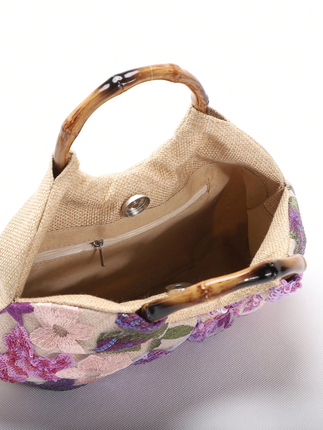 2024 Spring New Arrival Women Handbag, One Piece Of Solid Color Pearl Glossy PU Cloud Bag, Fashionable And Concise Stitching Design With Elegant Elegant For Lady, Foldable And Wrinkled Bag Style.