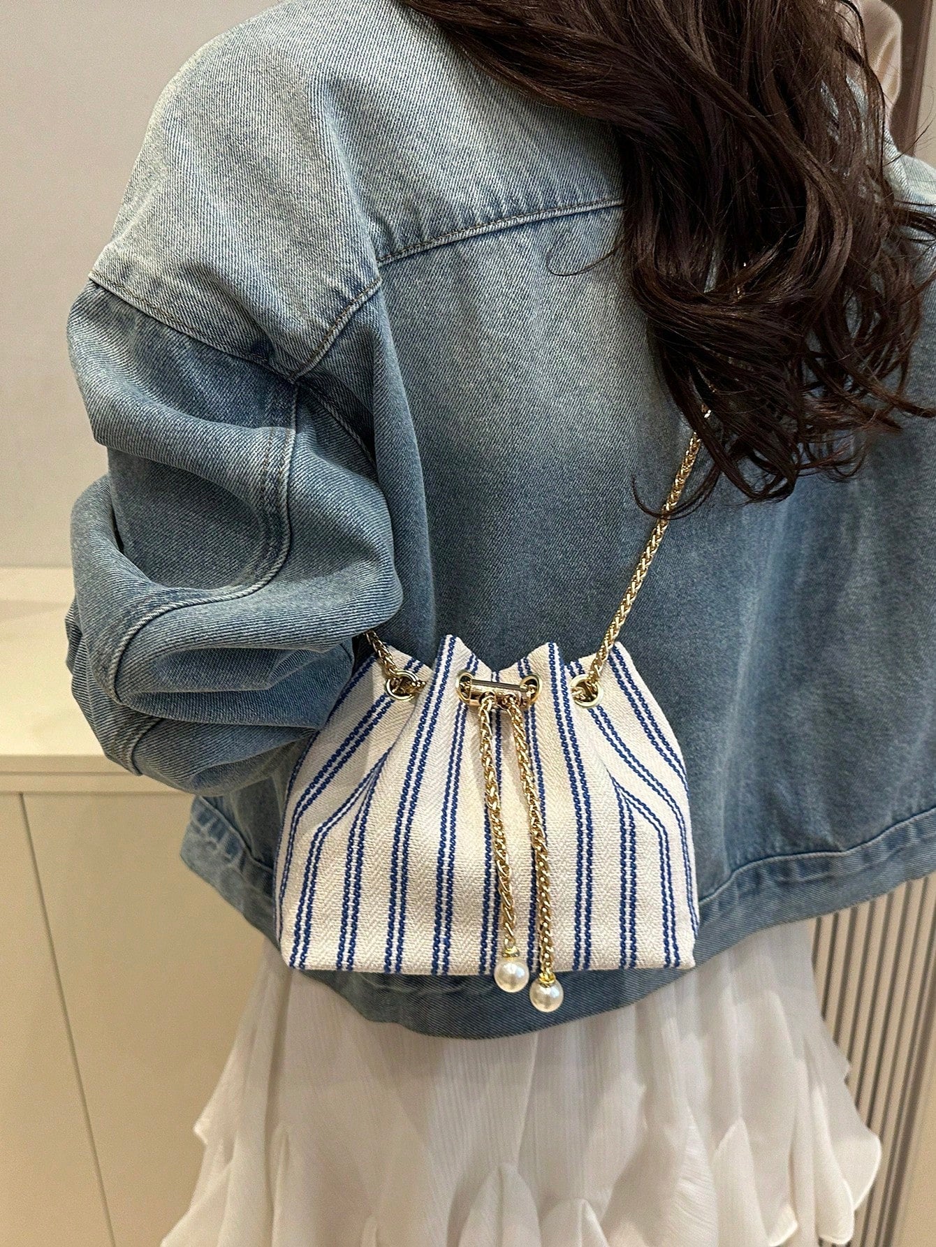 Fashion Solid Color Hollow Out Woven Chain Drawstring Mini Crossbody Bucket Bag