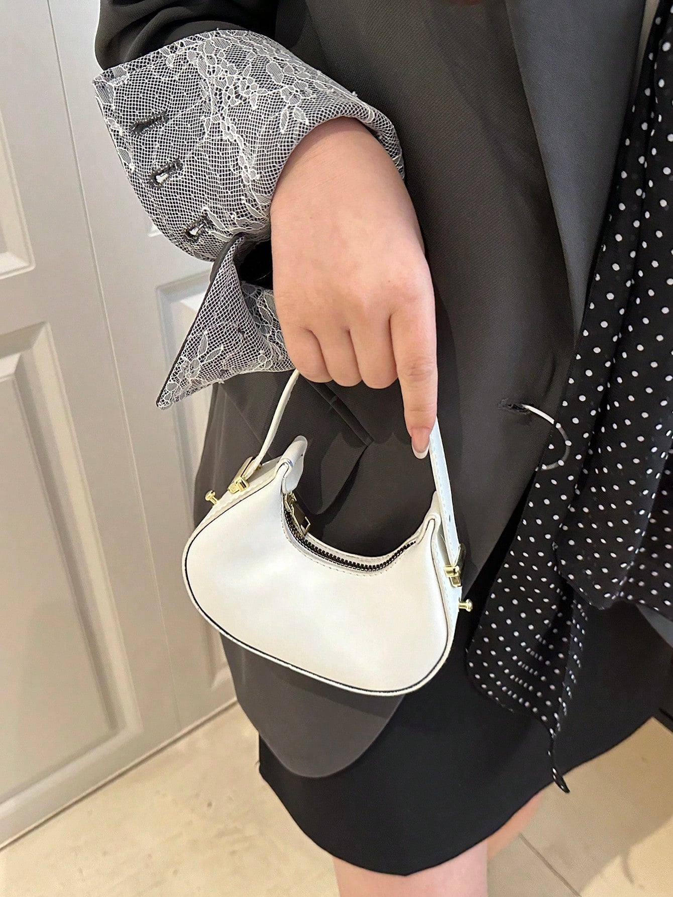 Mini Cute Leopard Print Shoulder Bag For Women, Fashionable & High-Quality Half Moon Shape Handbag, Stylish & Lightweight, Fall Winter Fashionable Cheetah Print Purse For Women, New Fall Winter Tiger Print Bag For Women