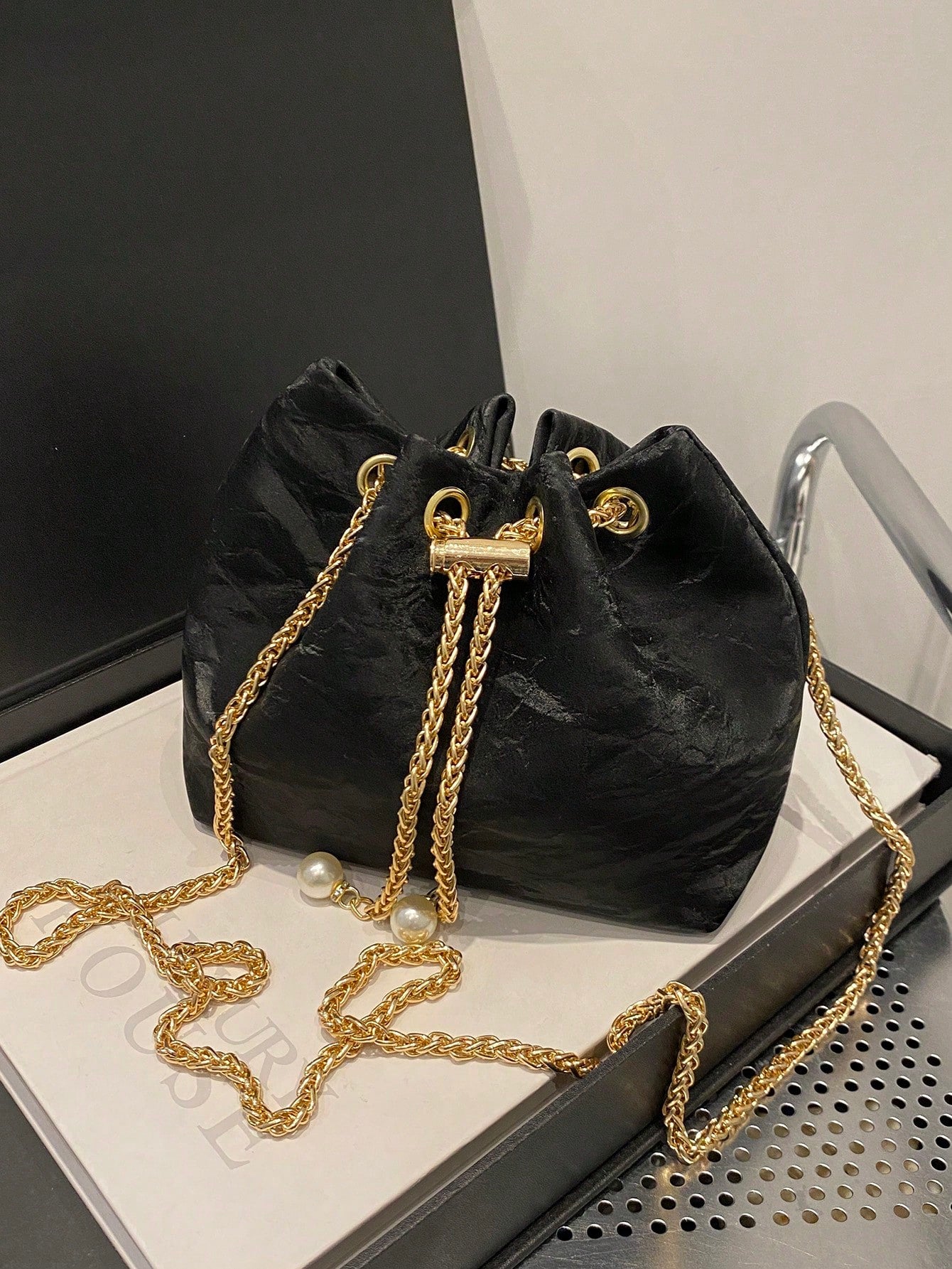 Fashion Solid Color Hollow Out Woven Chain Drawstring Mini Crossbody Bucket Bag