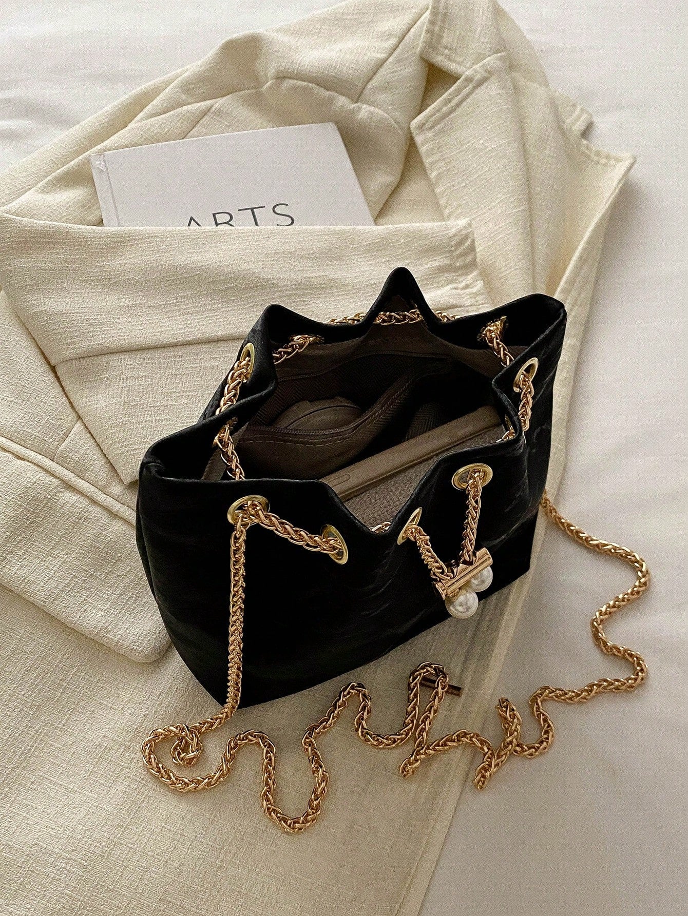Fashion Solid Color Hollow Out Woven Chain Drawstring Mini Crossbody Bucket Bag