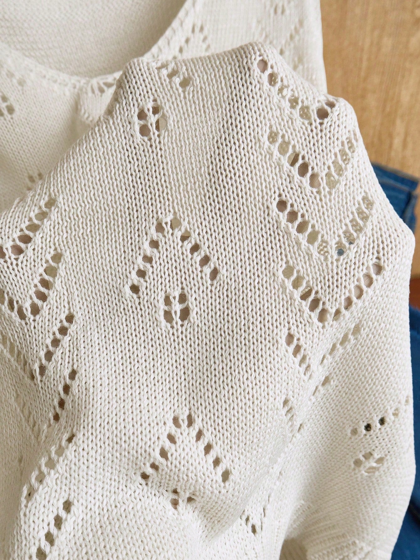 EMERY ROSE Women's Vacation Casual Solid Color Hollow Out Knit Top