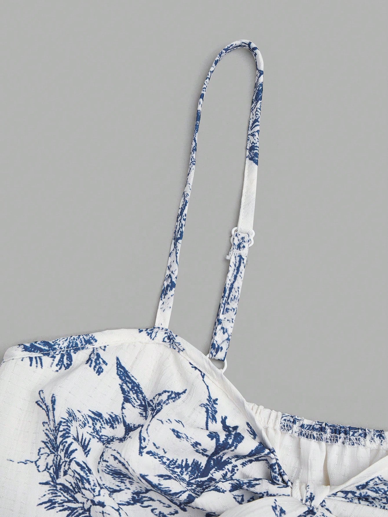 GlowEve Women's Textured Print Fitted Camisole, Elegant For Vacation, Commute, And Daily Wear