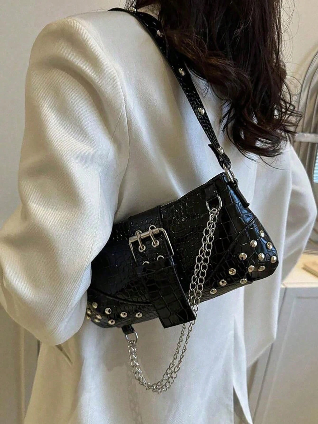 2024New Women's Underarm Bag, European And American Style Vintage Rivet Motorcycle Bag With Pleat Detail Crescent Solid Shoulder And Crossbody Bag For Women
