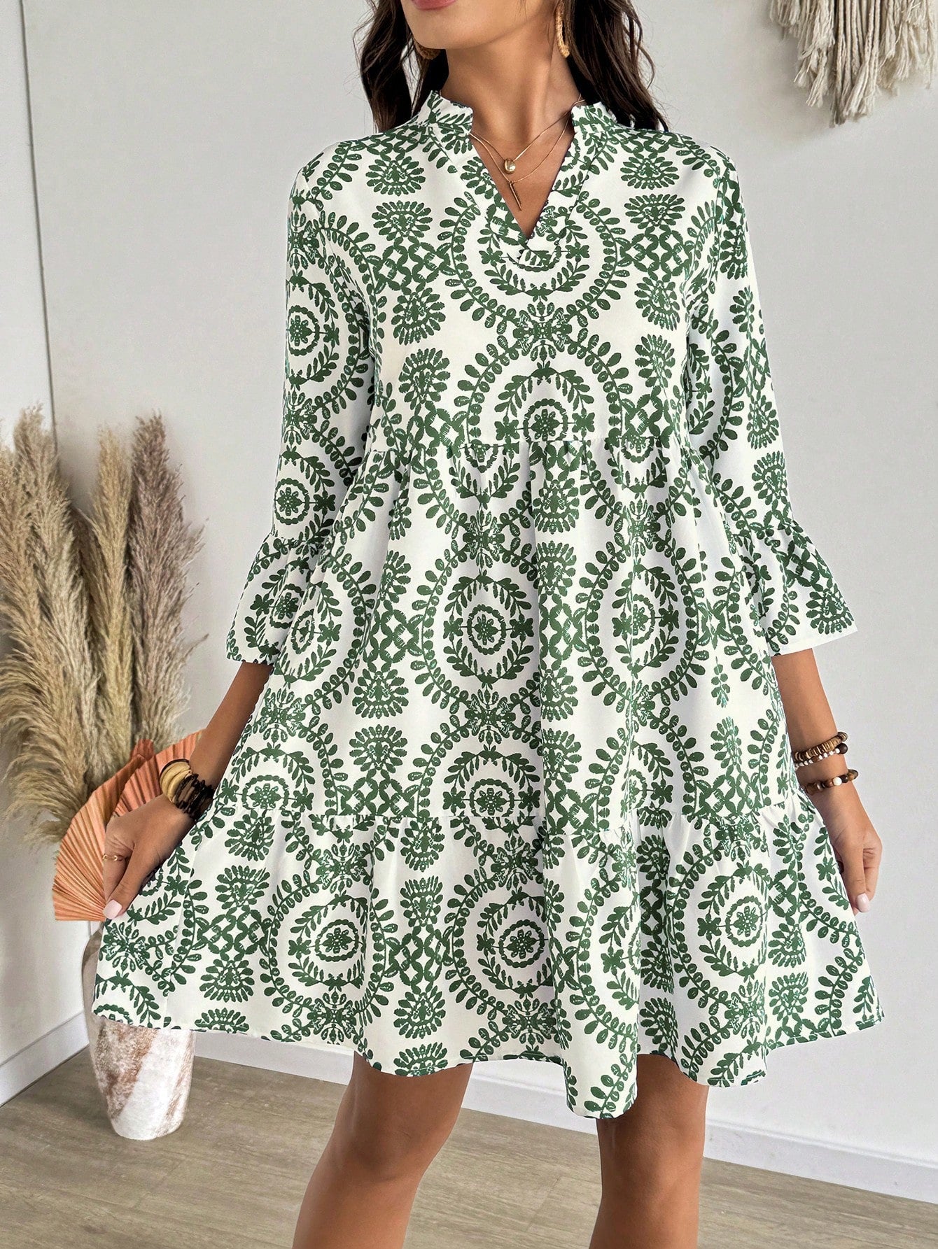 EMERY ROSE Women's Floral Print Cutout V-Neck Ruffled Hem Long Sleeve Mini Dress,Summer Dresses For Women