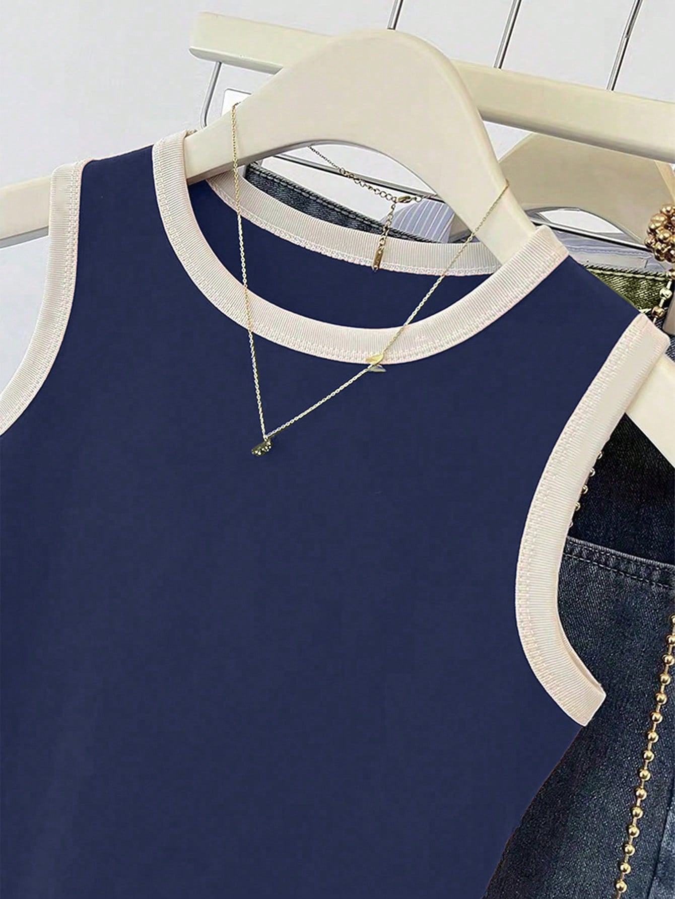 SHEIN Women's Contrast Binding Red Camisole Top