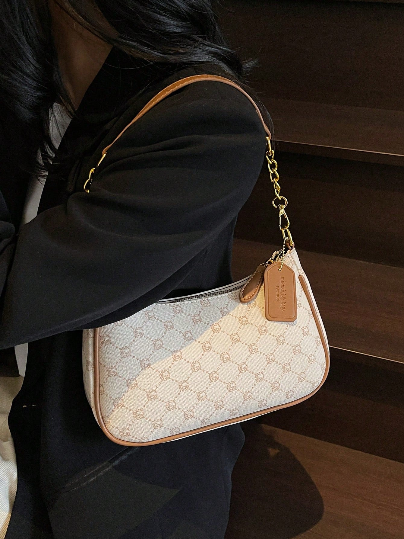 1pc Solid Color PU Leather Shoulder Bag For Women, Versatile Crossbody Bag For Commuting, Adjustable Shoulder Strap