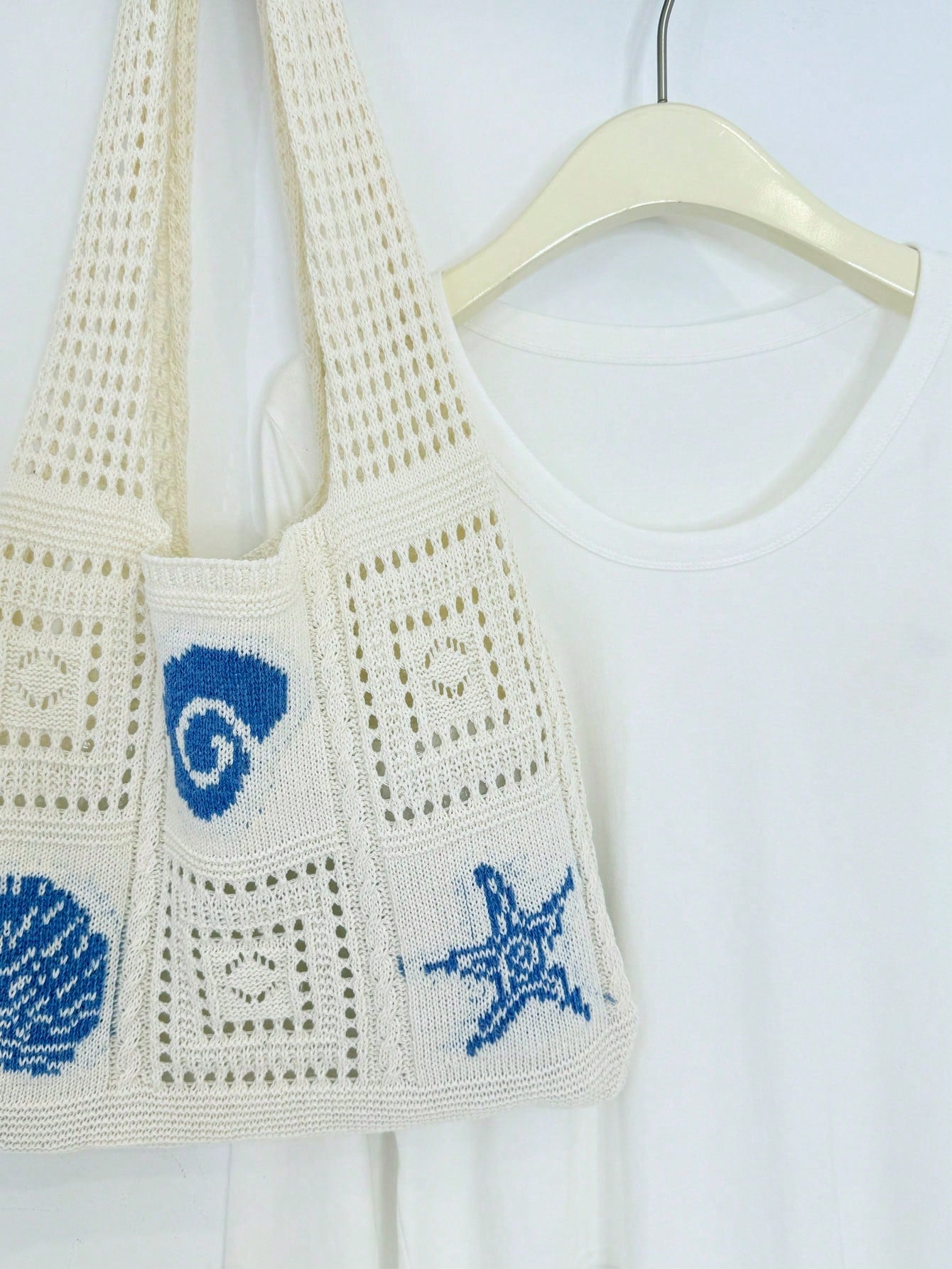 Summer New Style Lady Daily Use Lightweight Tote Bags Sea Turtle Pattern Hollowed Out Knitted Crochet Beach Shopping Bags,Summer Bag,Holiday,Vacation, Perfectly Matching With Crochet Set