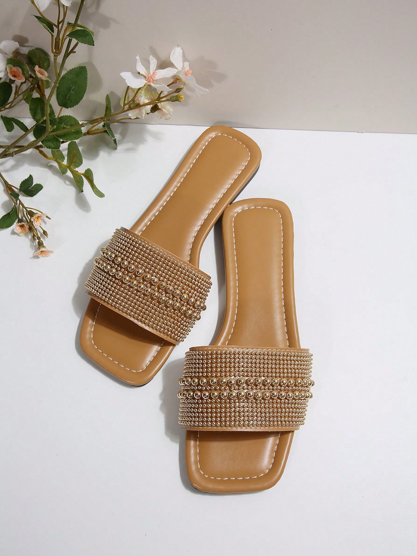 New Plus Size Luxury Anti-Slip Square Toe Mule Rhinestone & Pearl Embellished Fashion Versatile Women Beach Vacation Sandals