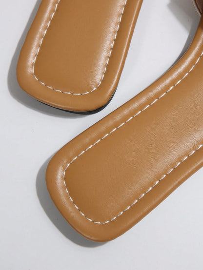 New Plus Size Luxury Anti-Slip Square Toe Mule Rhinestone & Pearl Embellished Fashion Versatile Women Beach Vacation Sandals