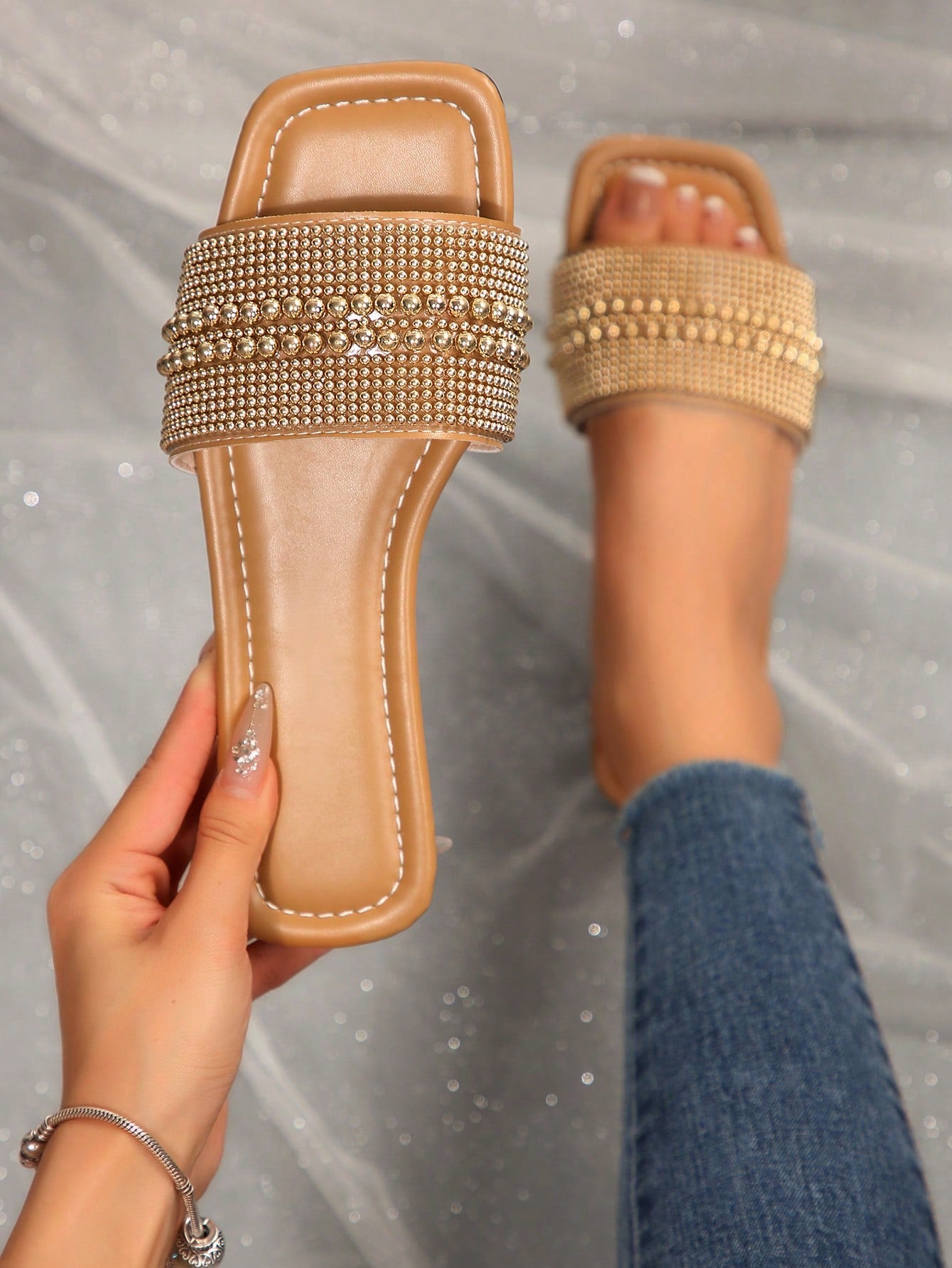 New Plus Size Luxury Anti-Slip Square Toe Mule Rhinestone & Pearl Embellished Fashion Versatile Women Beach Vacation Sandals