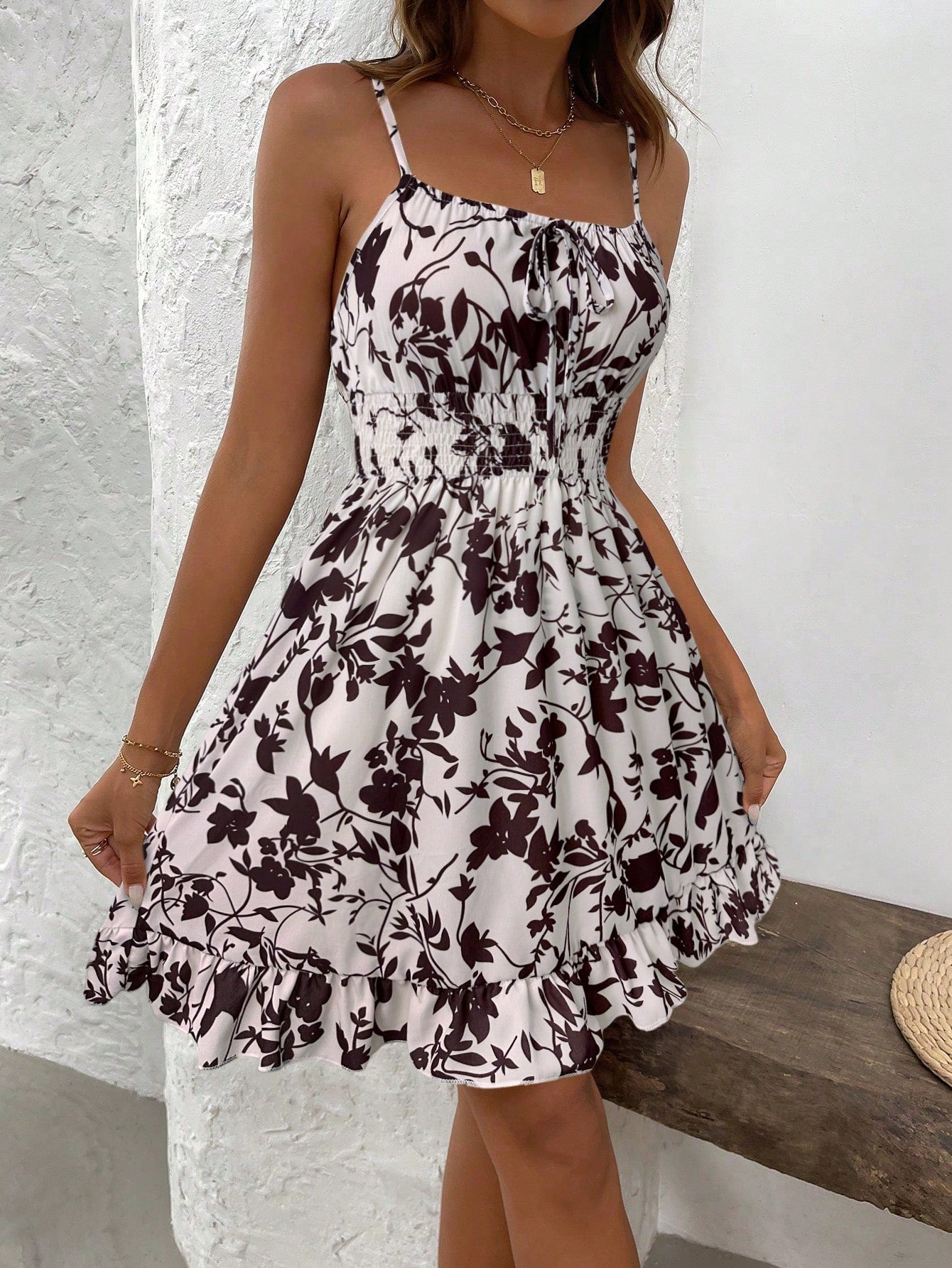 SHEIN PETITE Summer Printed Waist Cinching Sexy Strapless Bodycon Dress, Vintage Floral Print Waist Tightening Sexy Petite Strap Dress, Fashion Waist Cinching Sexy Floral Print Lady-Like Dress