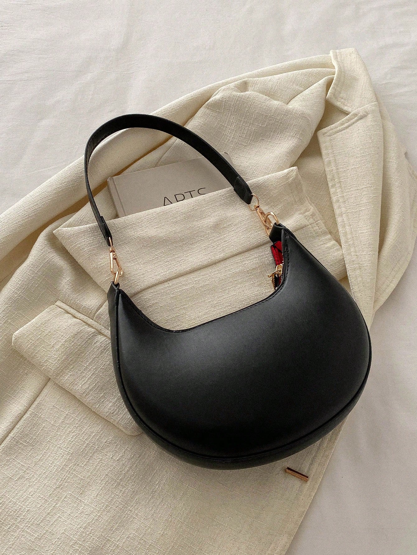 1pc Coffee Brown Crescent-Shaped PU Leather Shoulder Bag, Fashion Simple Solid Color Women Underarm Bag, Autumn/Winter