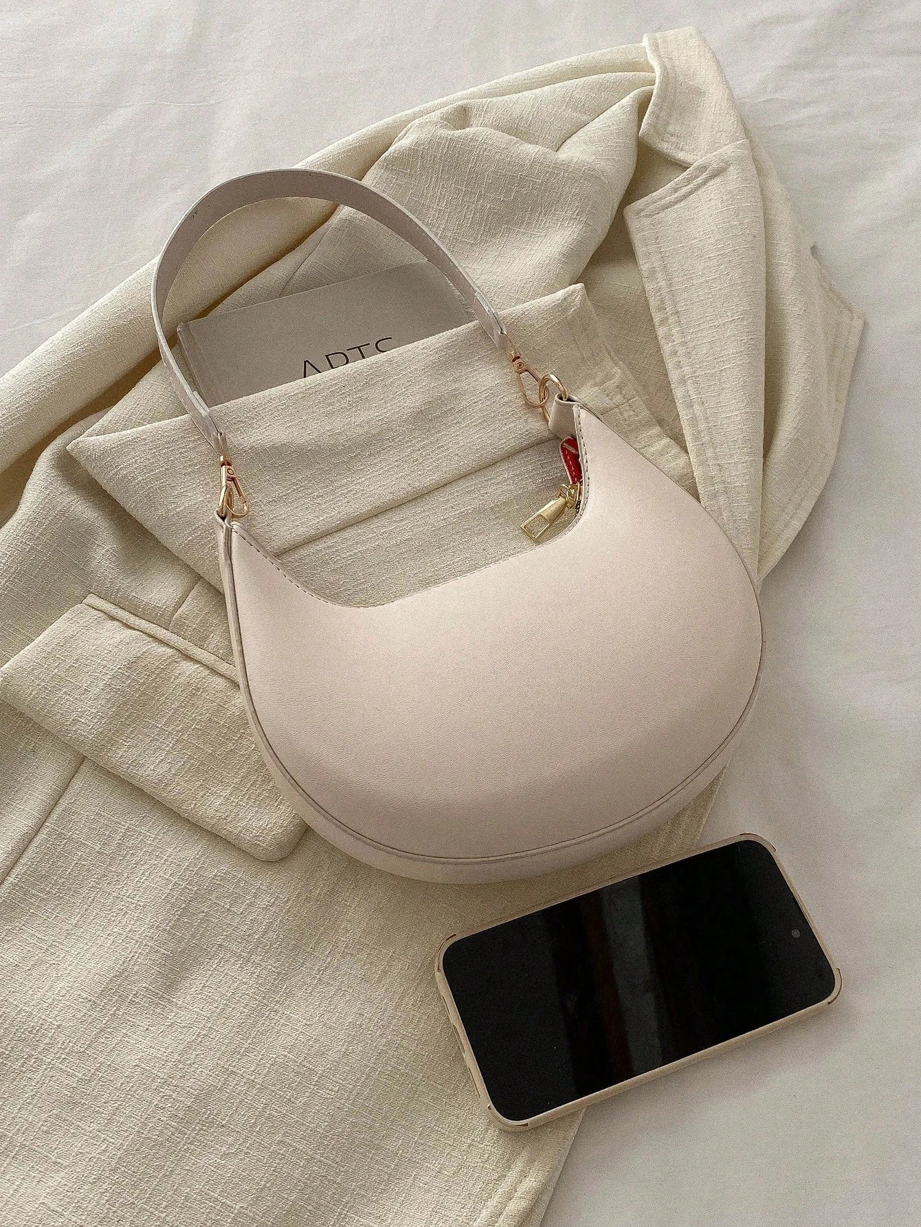 1pc Coffee Brown Crescent-Shaped PU Leather Shoulder Bag, Fashion Simple Solid Color Women Underarm Bag, Autumn/Winter