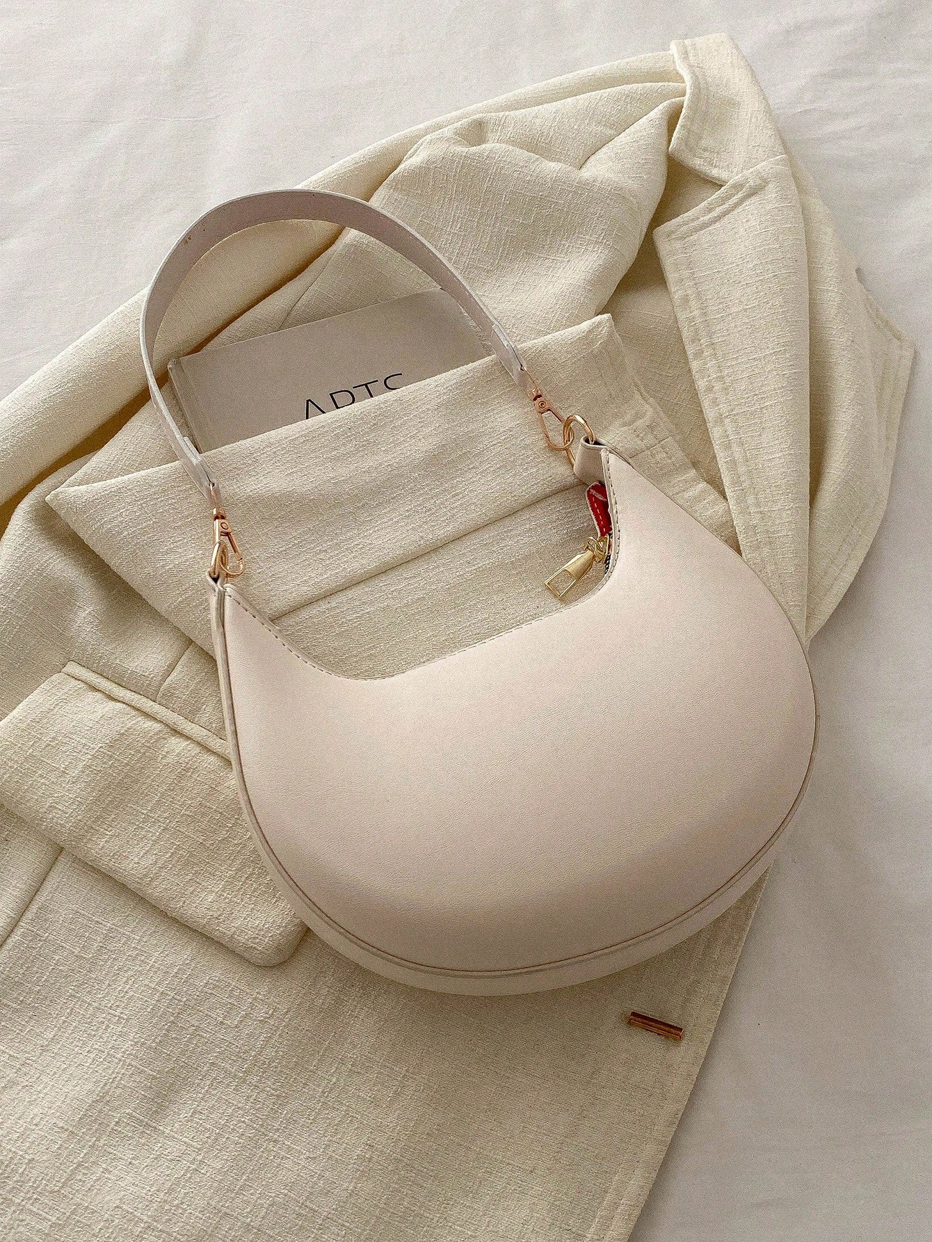 1pc Coffee Brown Crescent-Shaped PU Leather Shoulder Bag, Fashion Simple Solid Color Women Underarm Bag, Autumn/Winter