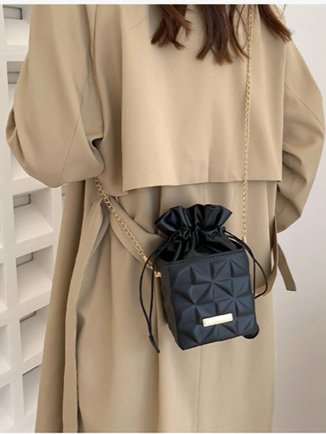 Women's Drawstring Closure Square Mini Chain Crossbody Bag