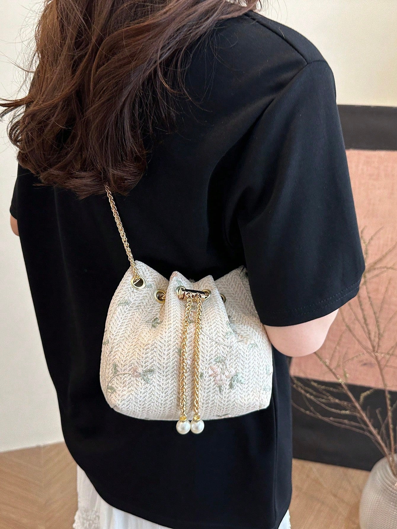Fashion Solid Color Hollow Out Woven Chain Drawstring Mini Crossbody Bucket Bag