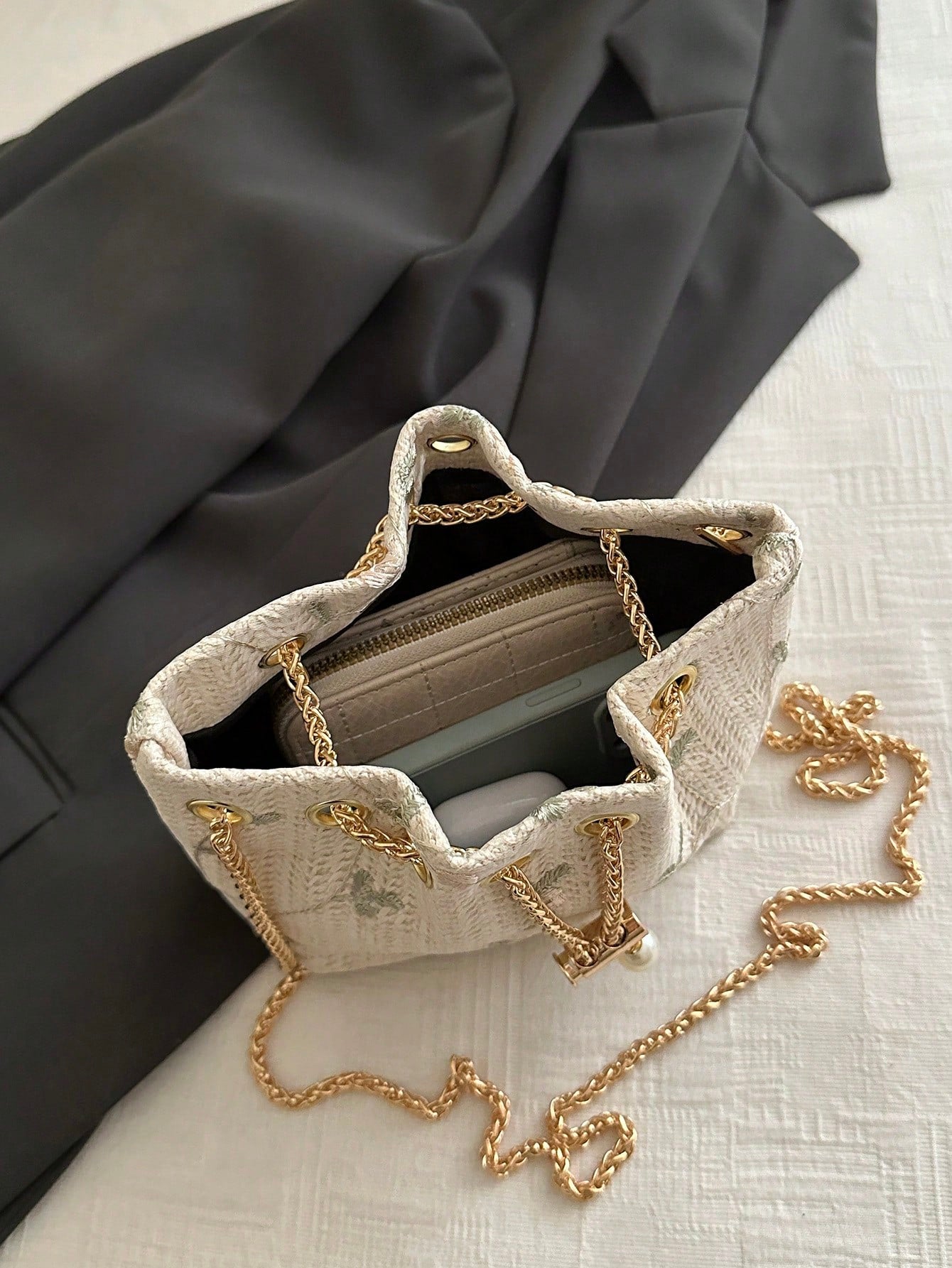 Fashion Solid Color Hollow Out Woven Chain Drawstring Mini Crossbody Bucket Bag